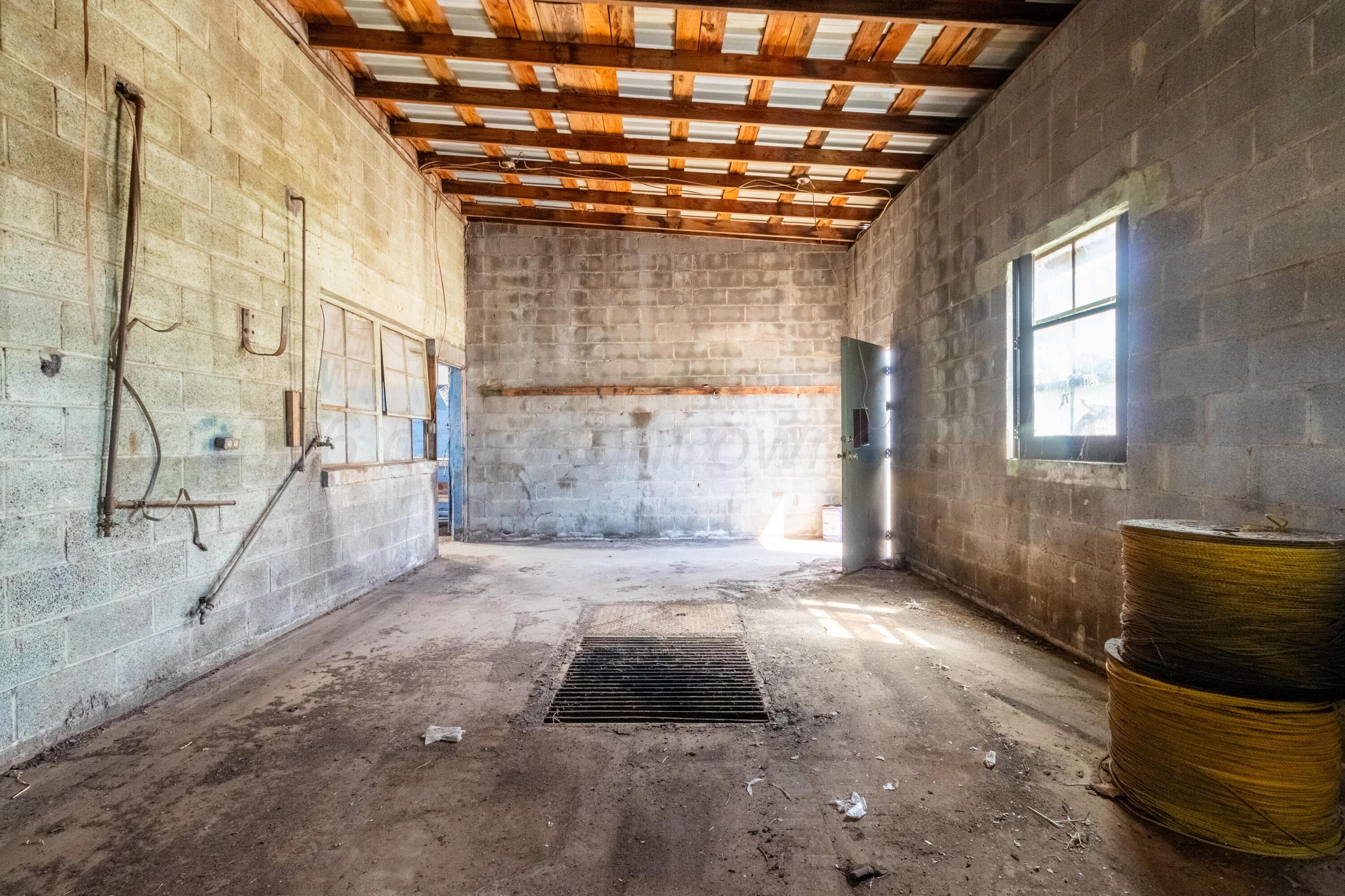 211 W First St (HWY 287), Claude, TX 79019, photo 14