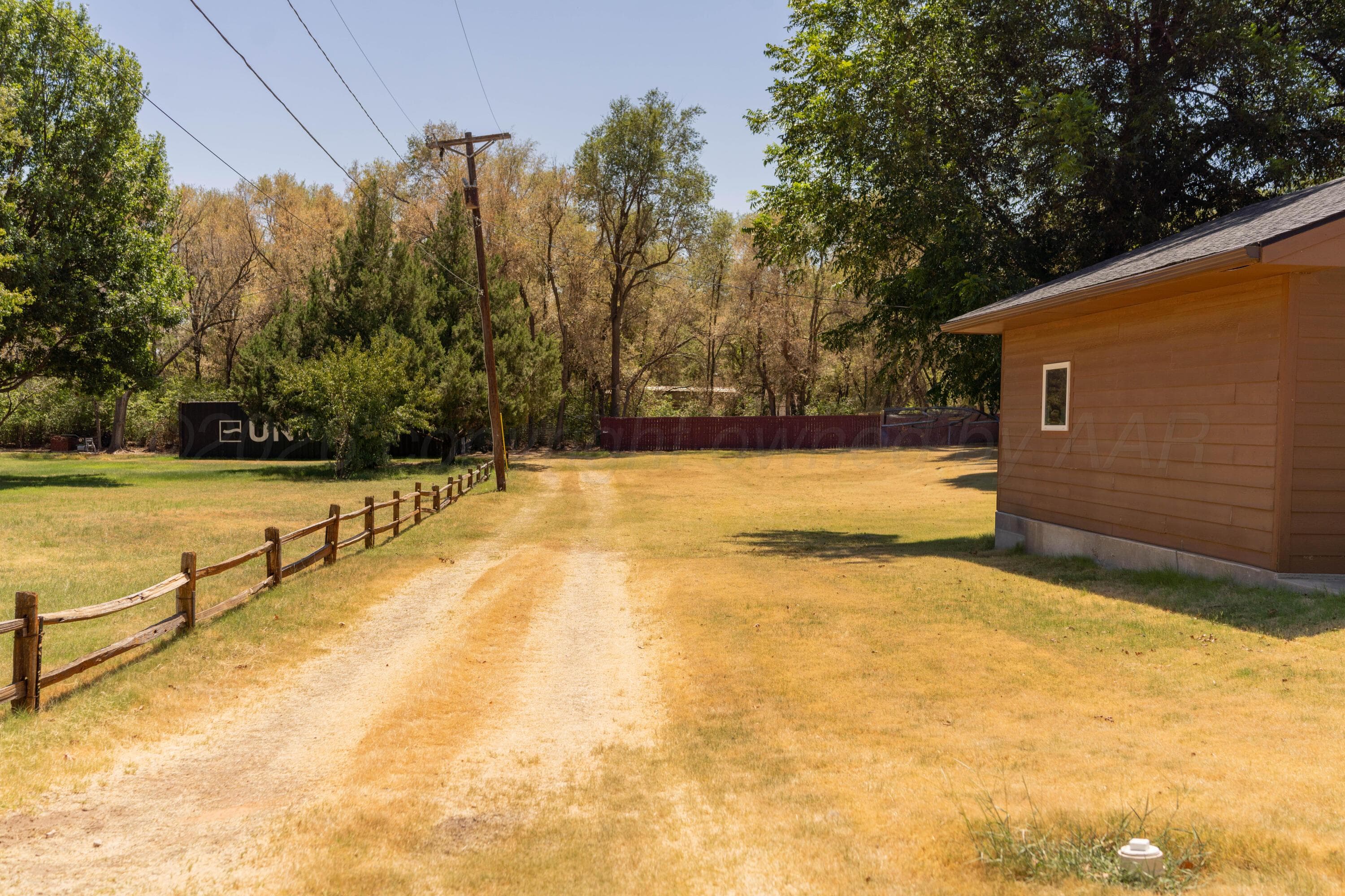 202 W 11th Street, Wheeler, TX 79096, photo 9