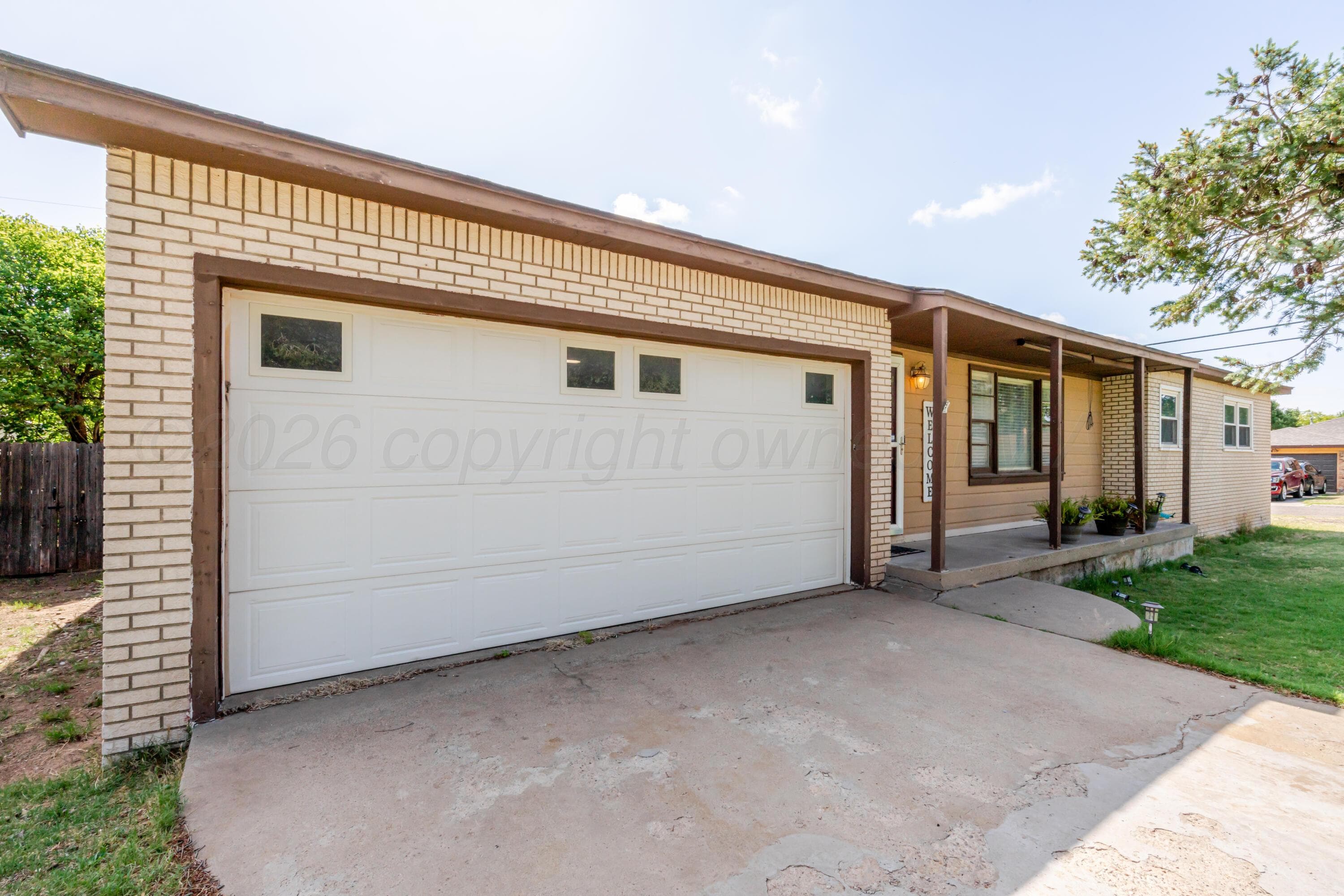 1421 Elm Avenue, Dalhart, TX 79022, photo 2