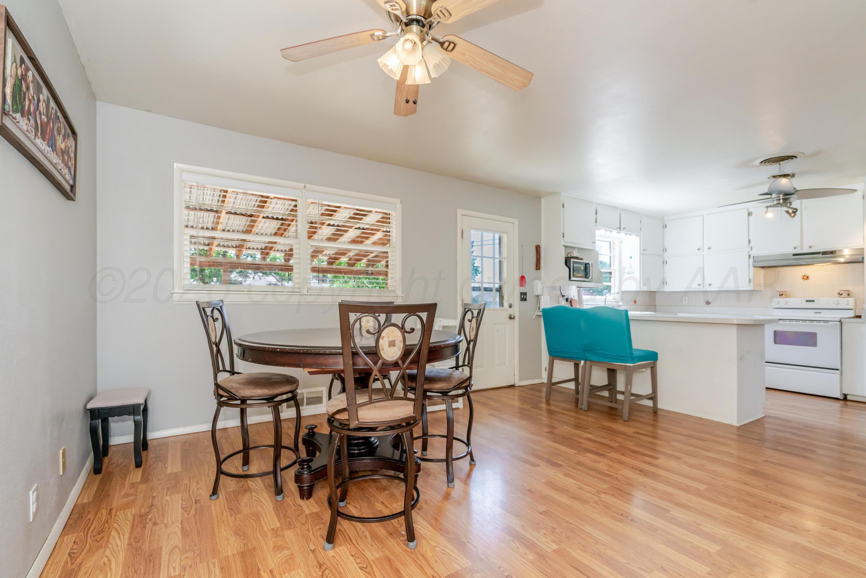 1421 Elm Avenue, Dalhart, TX 79022, photo 6