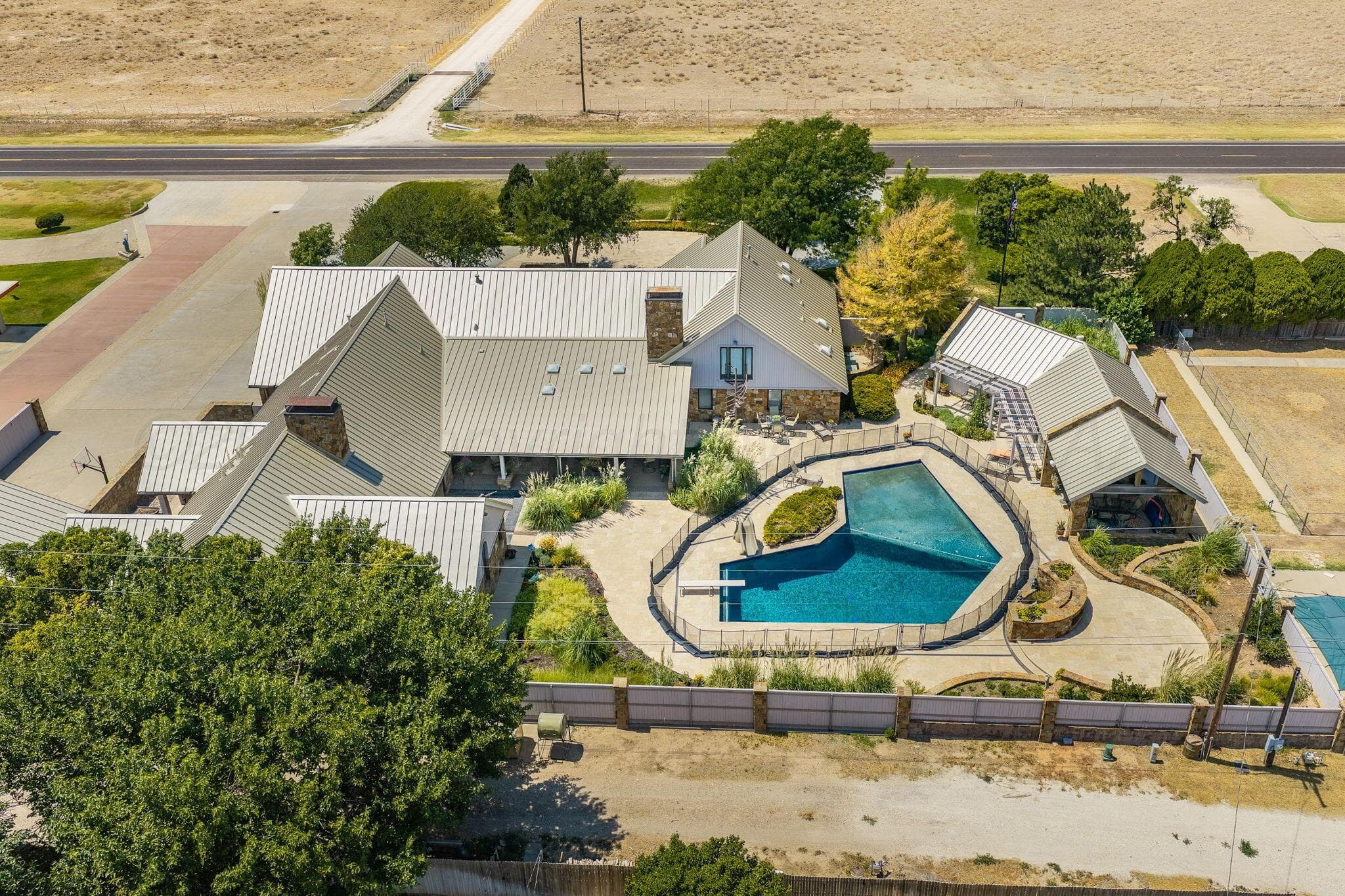 2115 W Loop 143, Perryton, TX 79070, photo 86