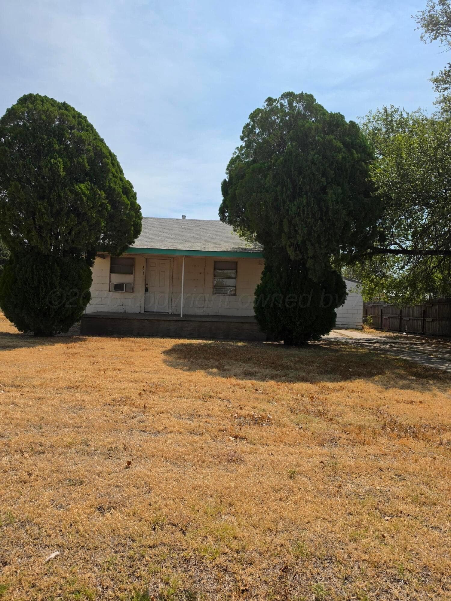 401 Allen, Stinnett, TX 79083
