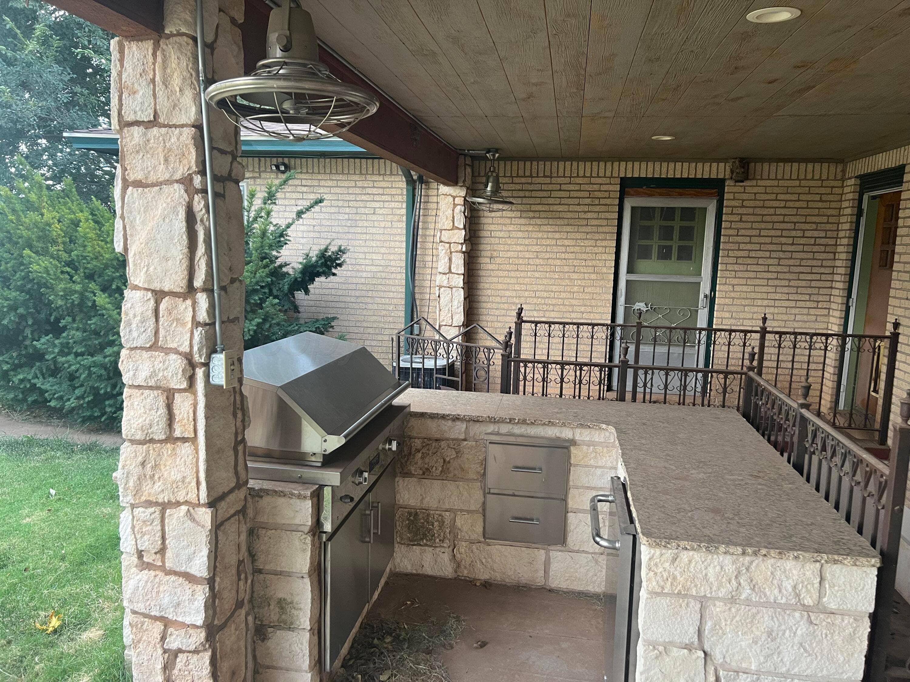 906 Euclid Avenue, Friona, TX 79035, photo 3