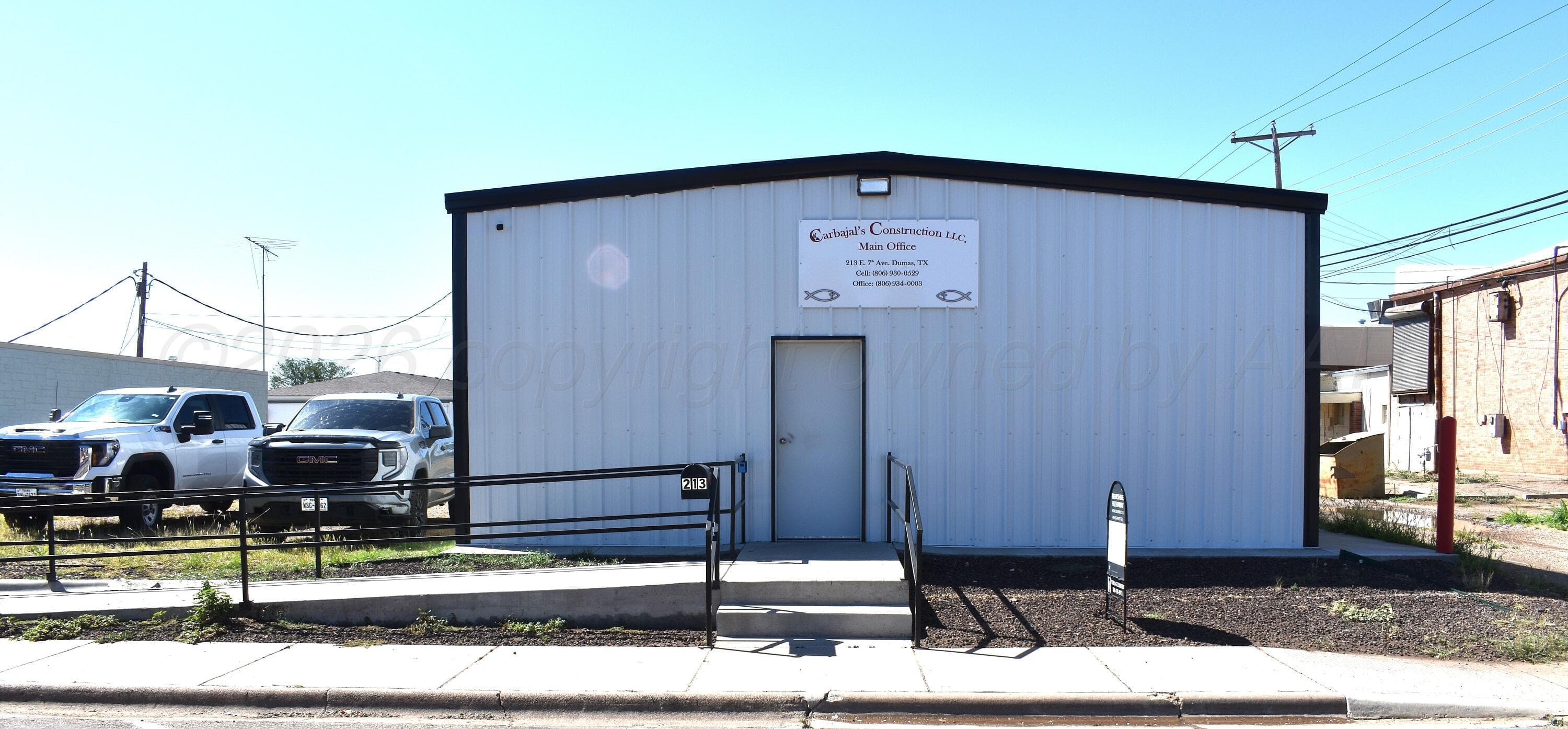 213 E 7TH Street, Dumas, TX 79029-4361