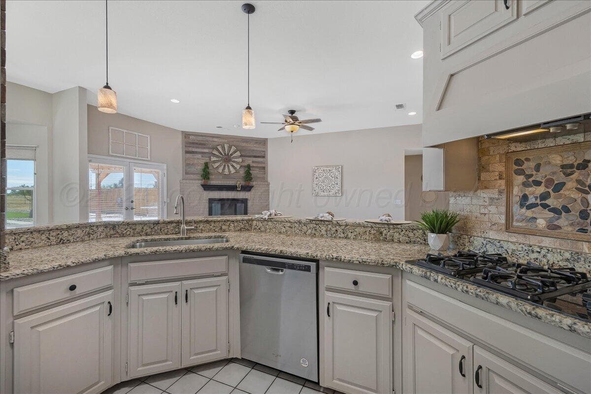 351 Cactus Drive, Amarillo, TX 79118-3710, photo 12