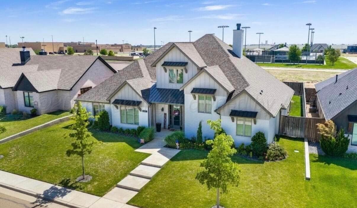 9405 STONECREST Drive, Amarillo, TX 79118-1731