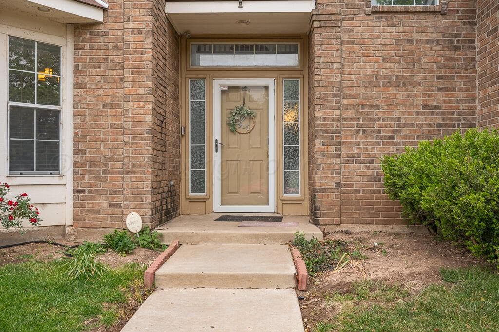 7001 GLENOAK Lane, Amarillo, TX 79109-6882, photo 3