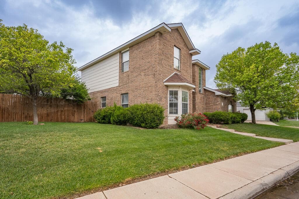 7001 GLENOAK Lane, Amarillo, TX 79109-6882, photo 2
