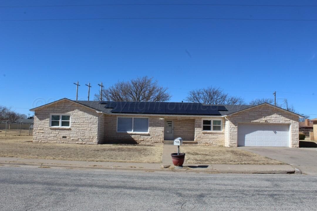 125 D Avenue, Hereford, TX 79045