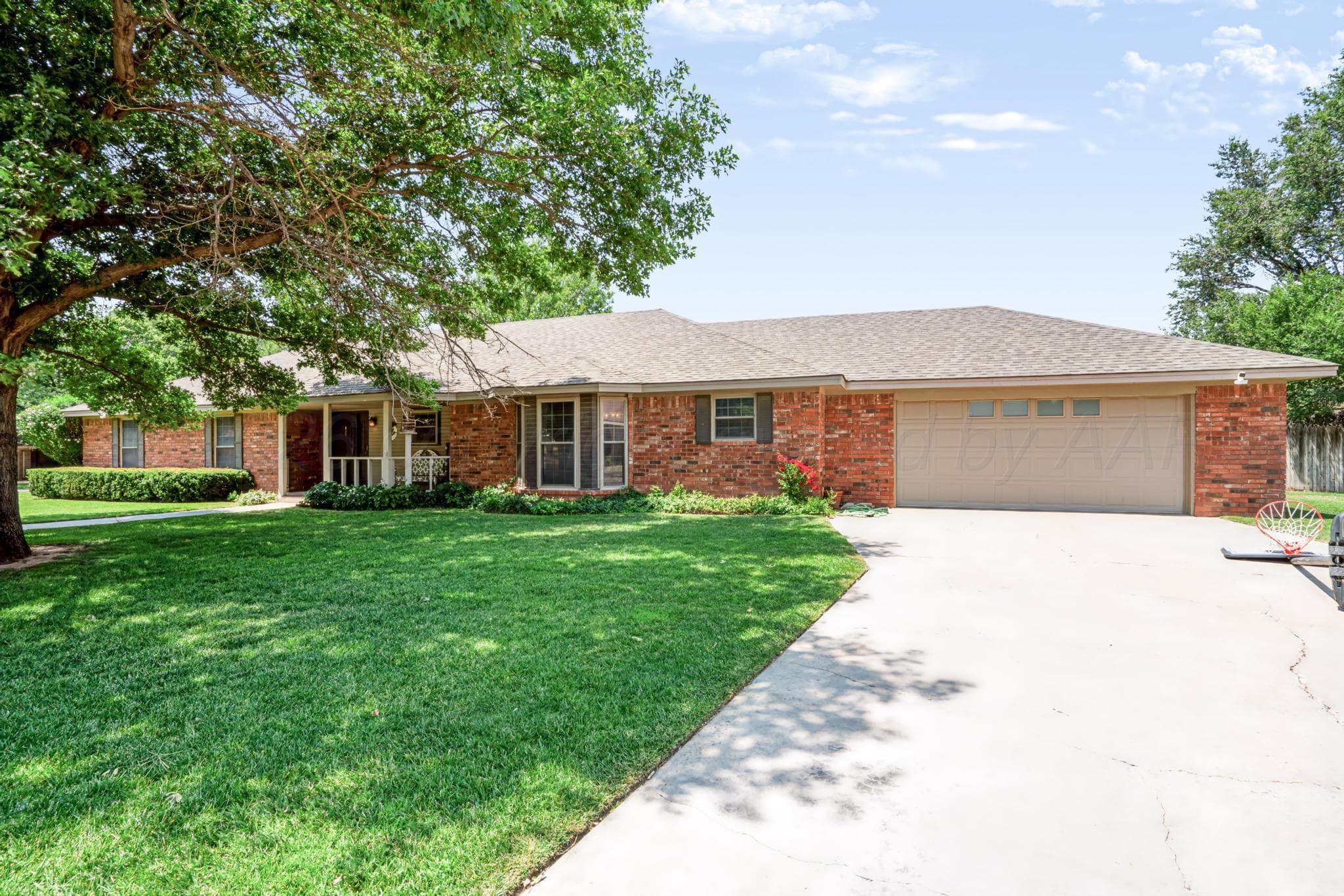 1701 Caddo Circle, Dalhart, TX 79022, photo 2