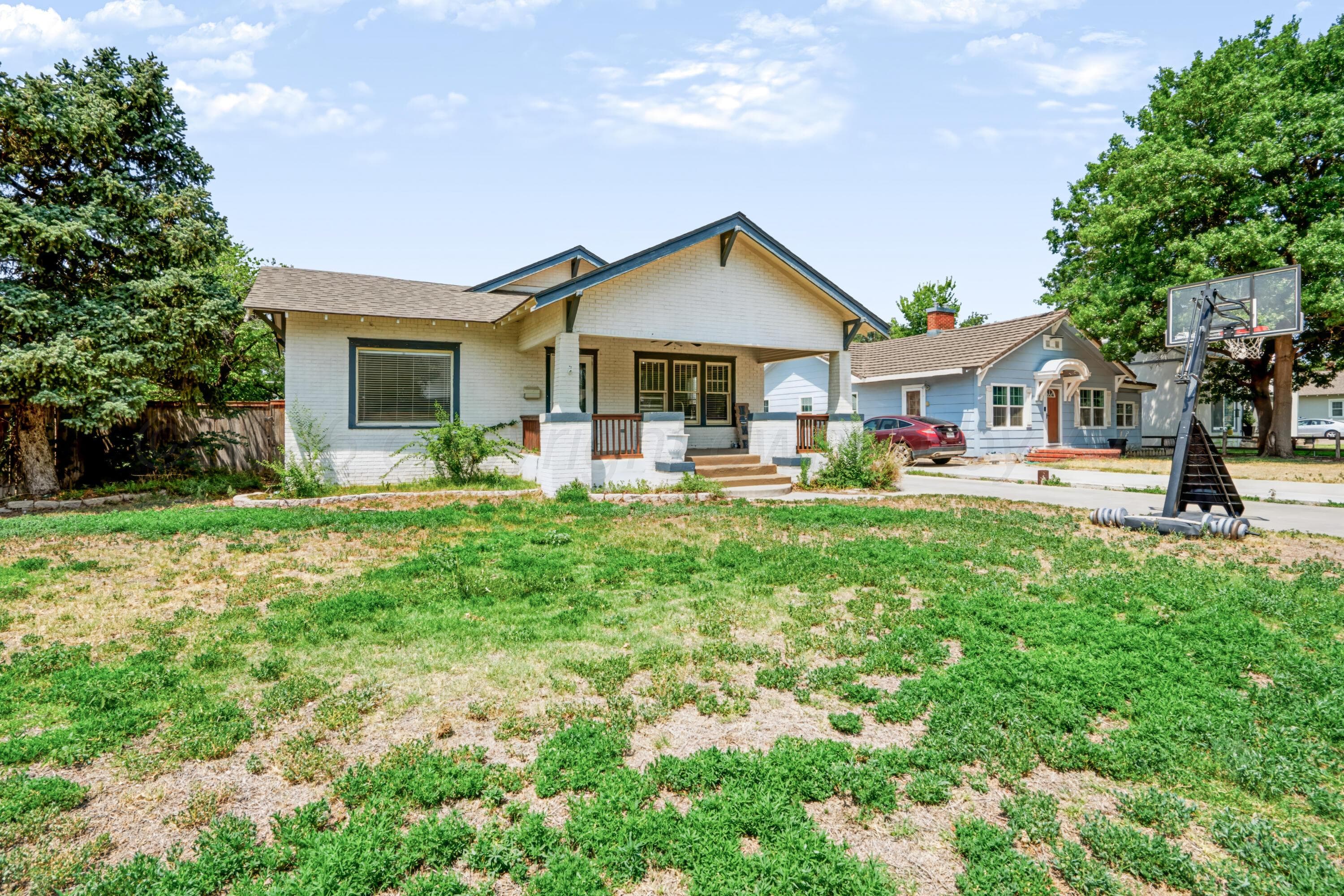 1010 Keeler Avenue, Dalhart, TX 79022