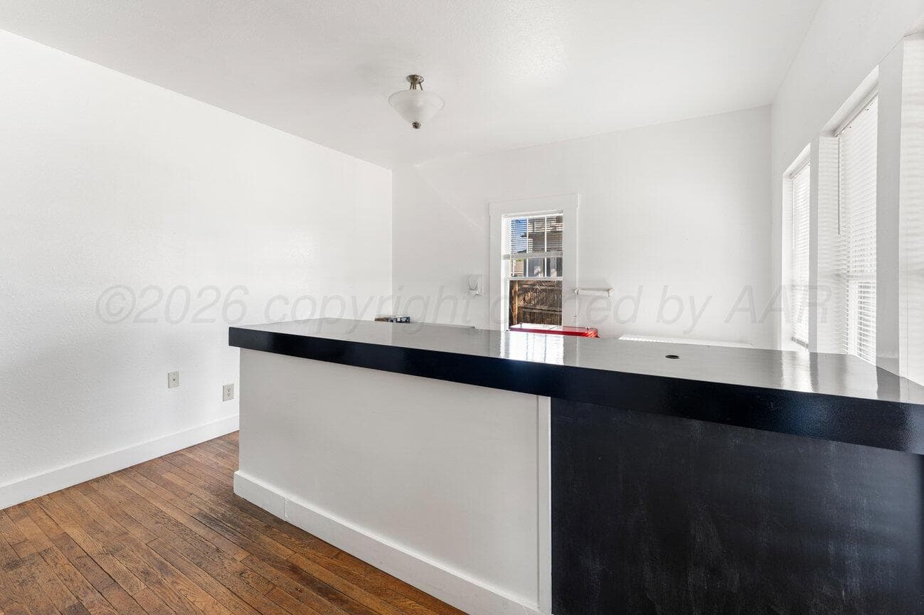 604 S MARYLAND Street, Amarillo, TX 79106-8638, photo 9