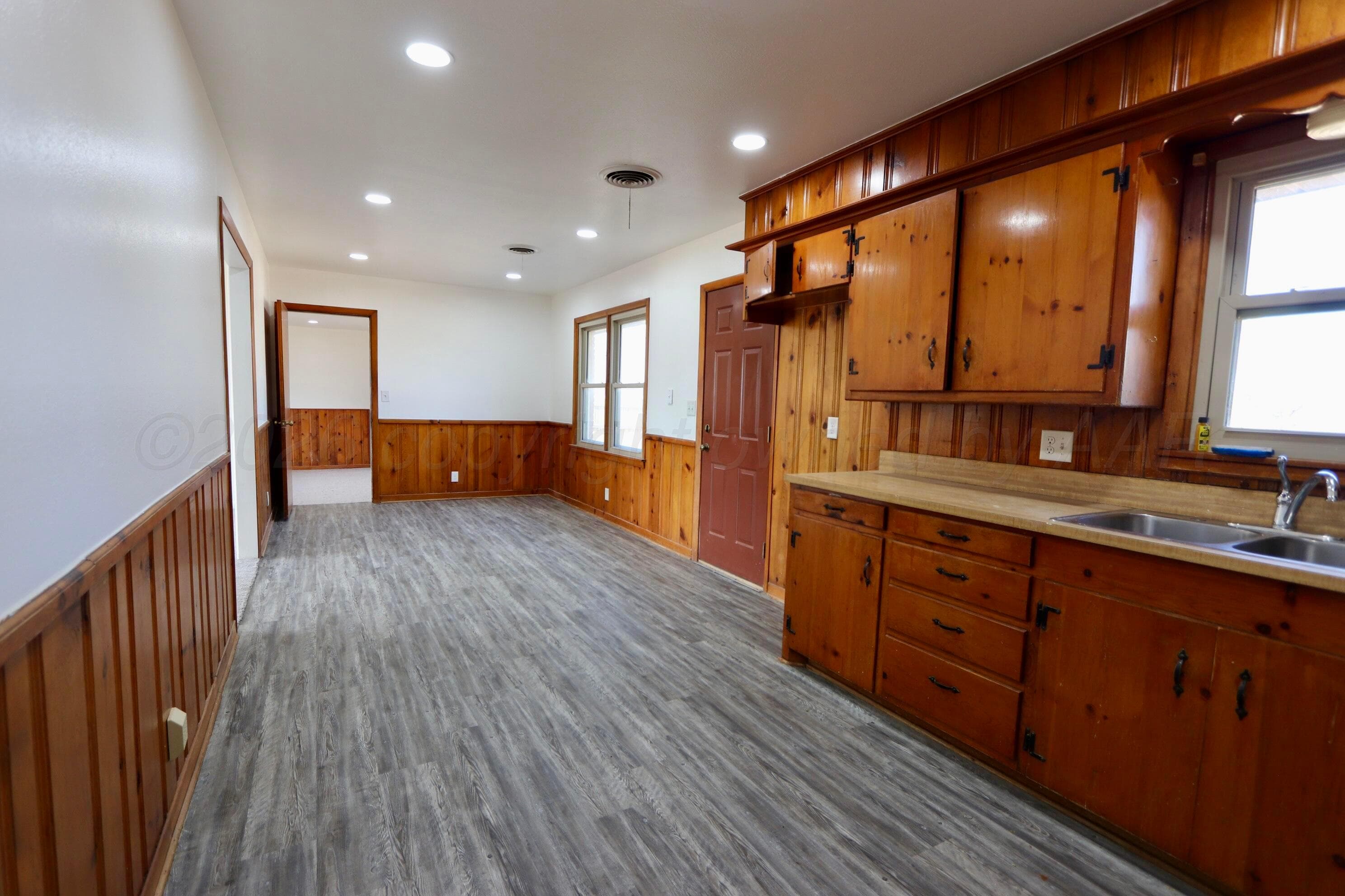 2102 N HUGHES Street, Amarillo, TX 79107-3012, photo 6