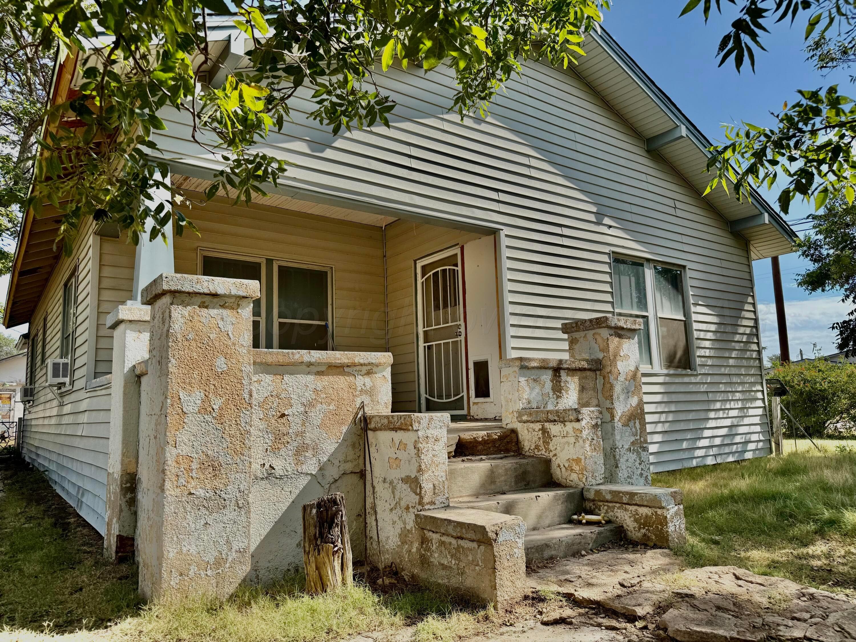 305 Wheeler Avenue, Mobeetie, TX 79061, photo 2