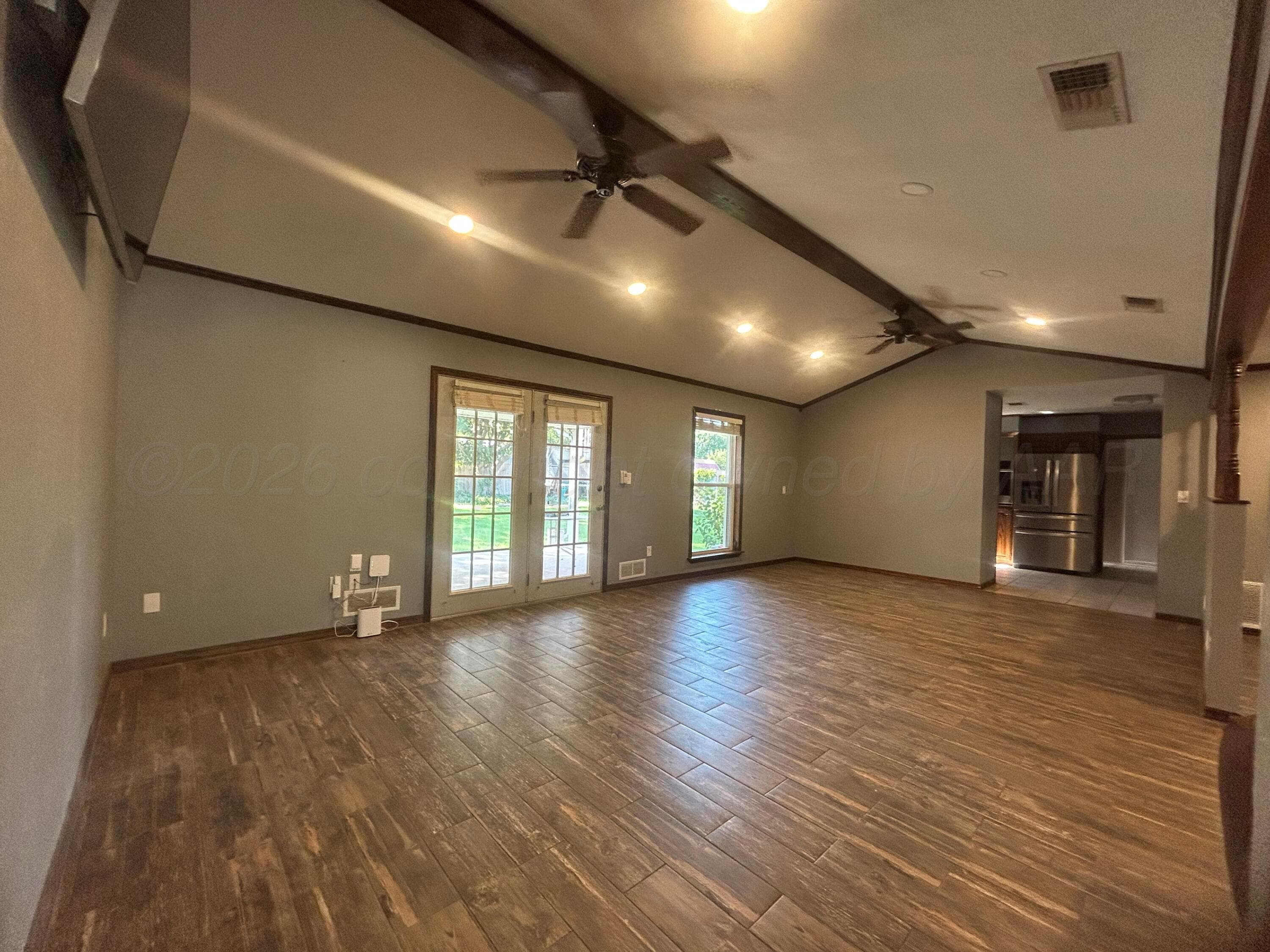 1205 N Chestnut Street, Stratford, TX 79084, photo 7