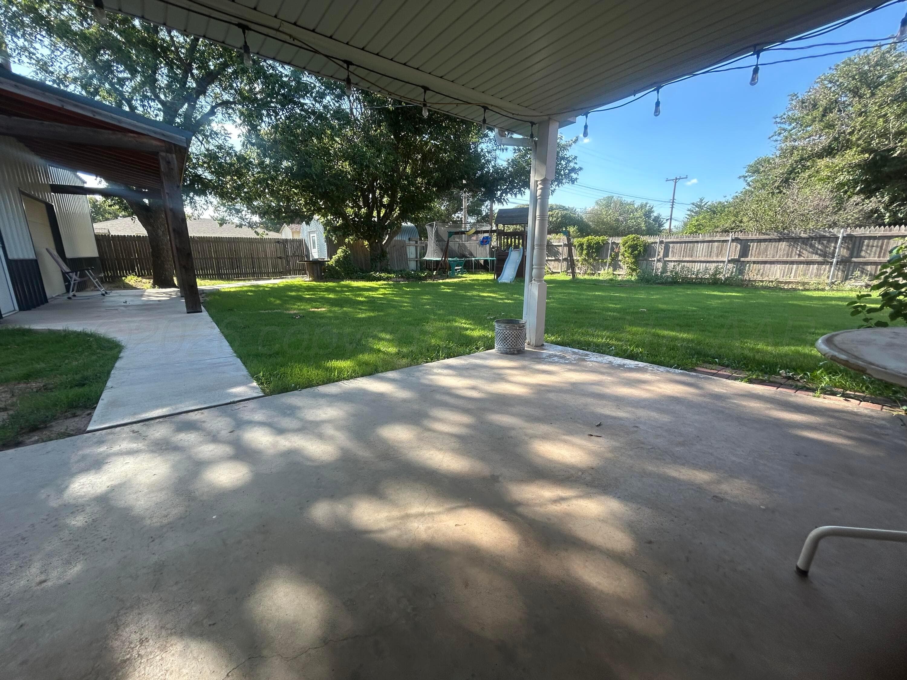 1205 N Chestnut Street, Stratford, TX 79084, photo 32