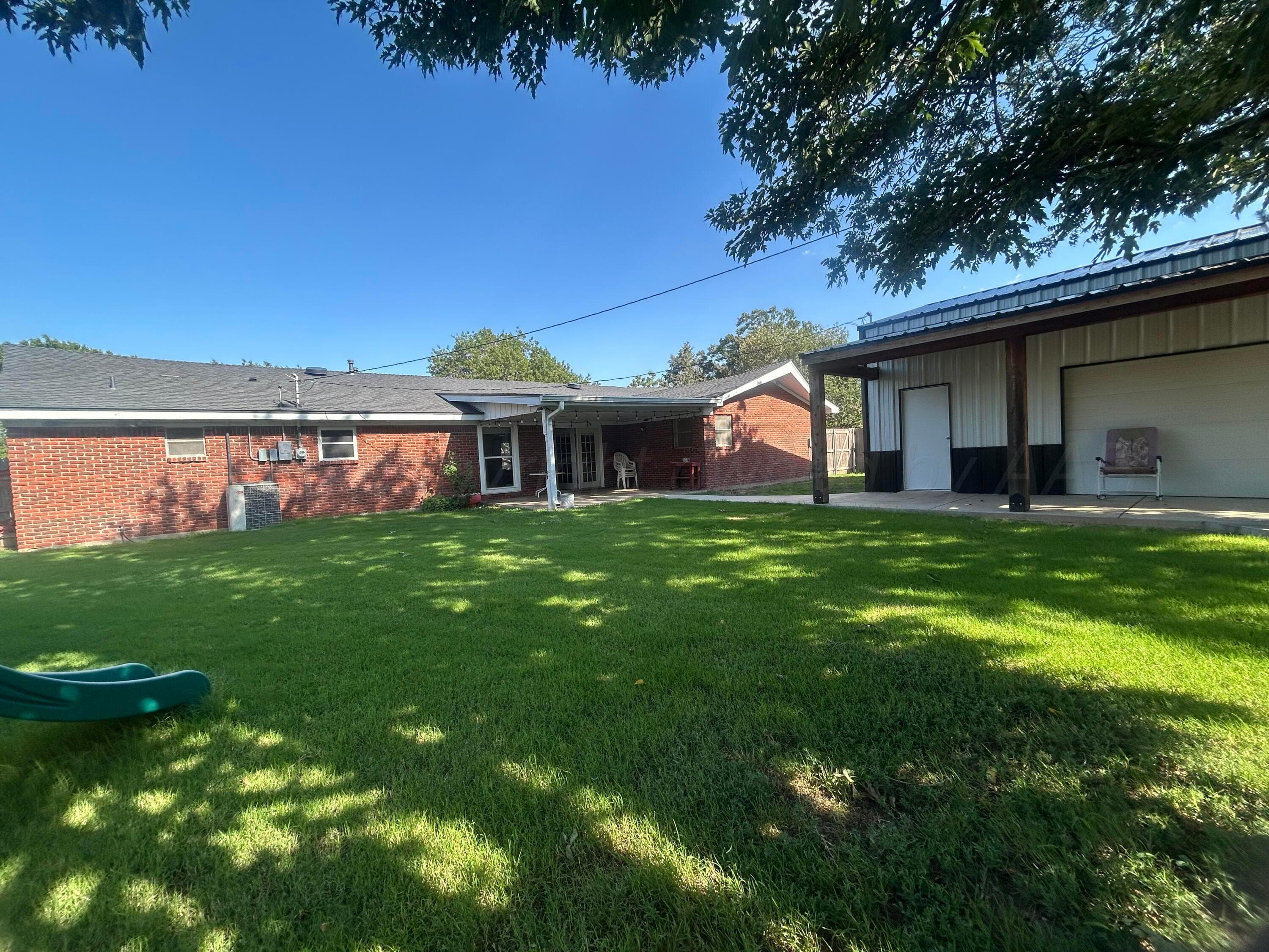 1205 N Chestnut Street, Stratford, TX 79084, photo 30