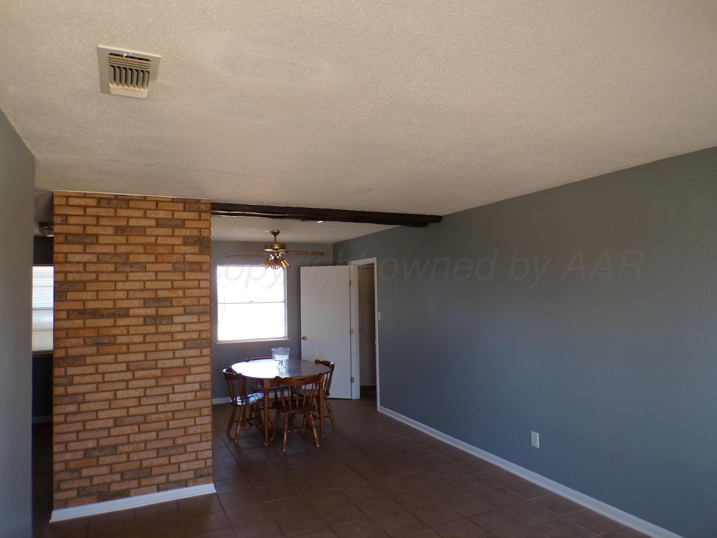 403 N Robey Avenue, Fritch, TX 79036, photo 6