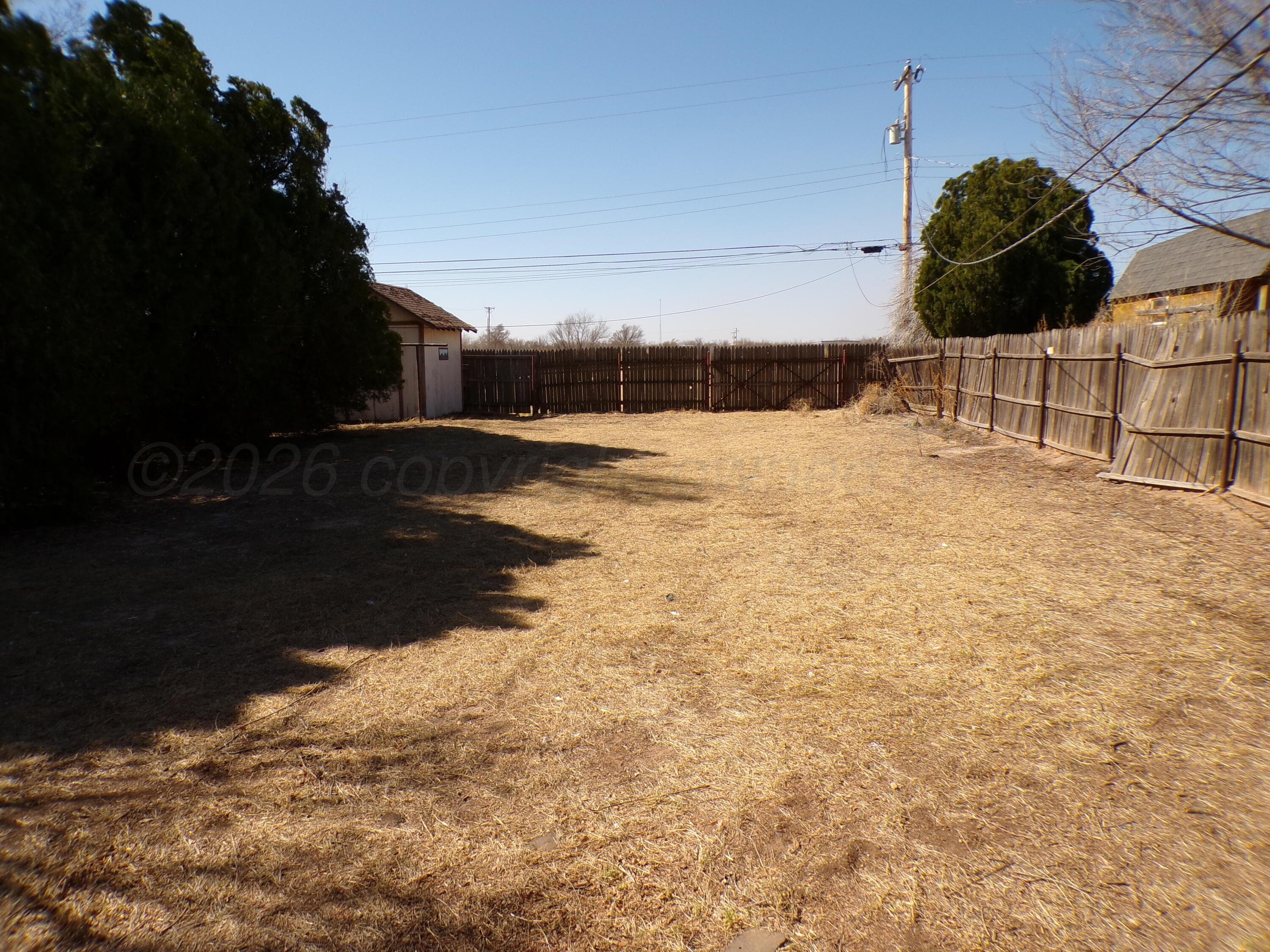 403 N Robey Avenue, Fritch, TX 79036, photo 23