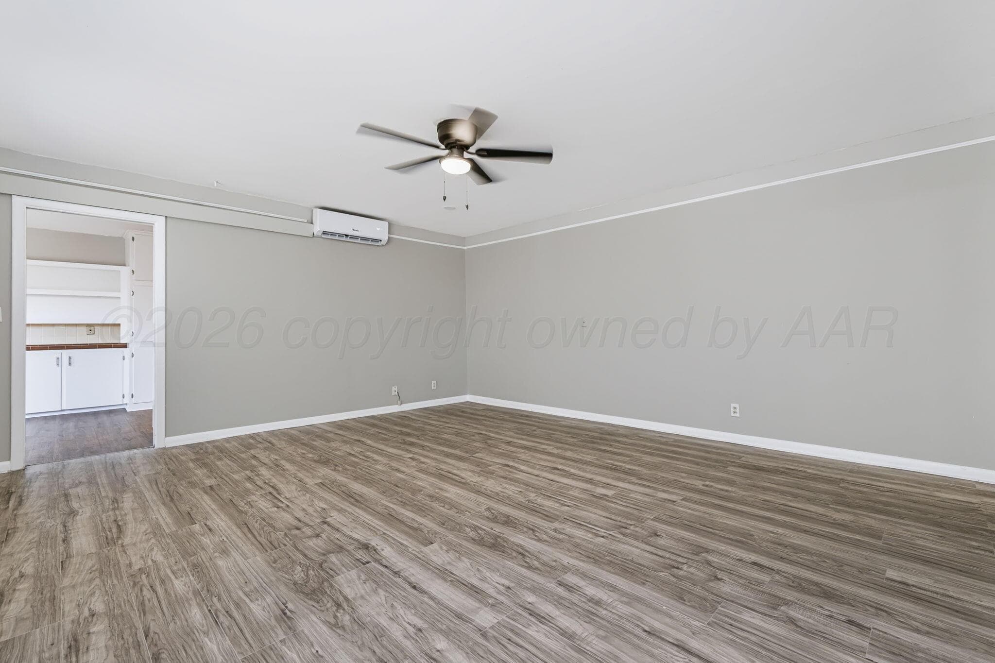 2304 SW 8TH #4 Avenue, Amarillo, TX 79106-6667, photo 2