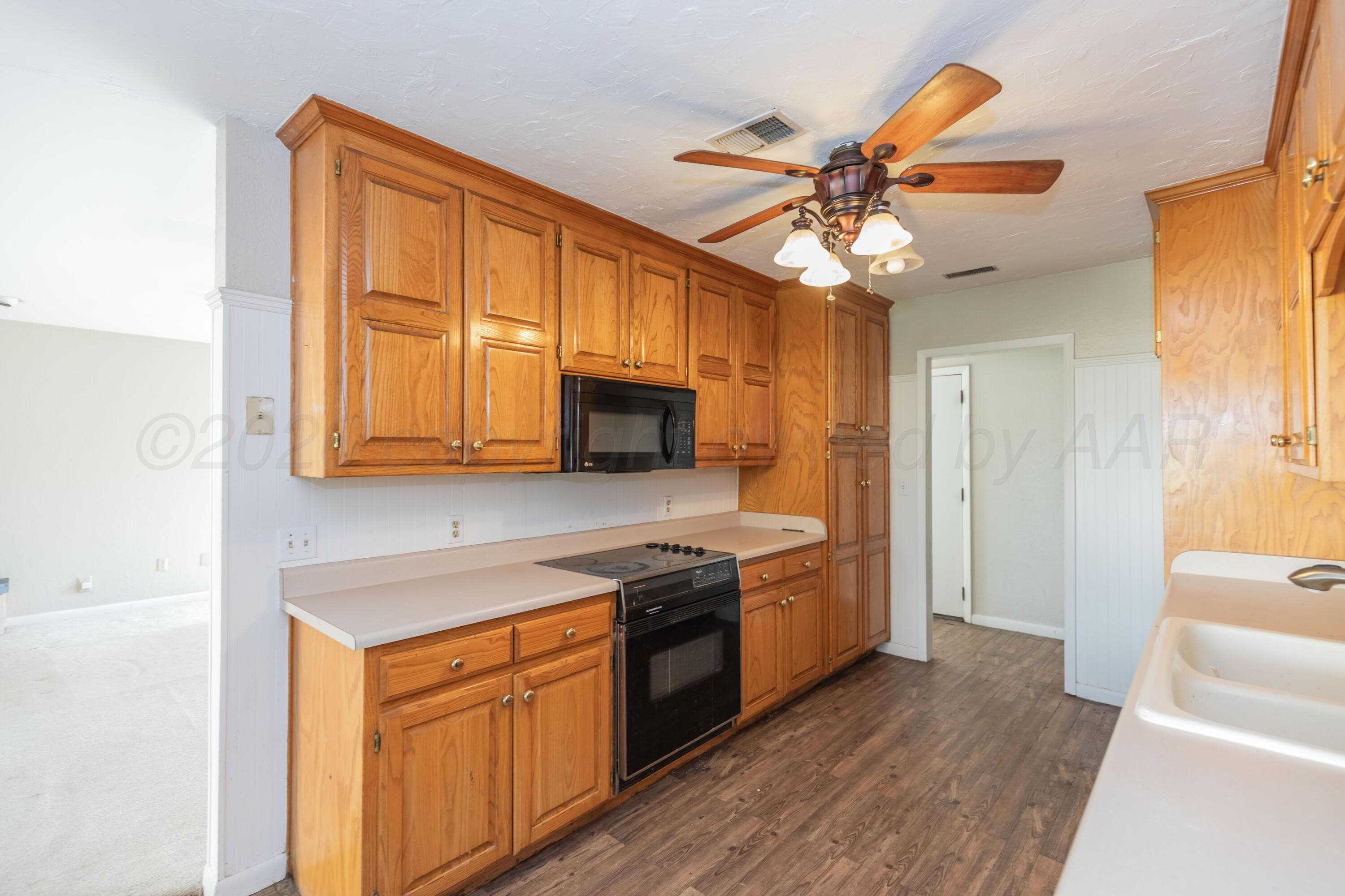 401 PEAR Avenue, Dumas, TX 79029-3437, photo 11