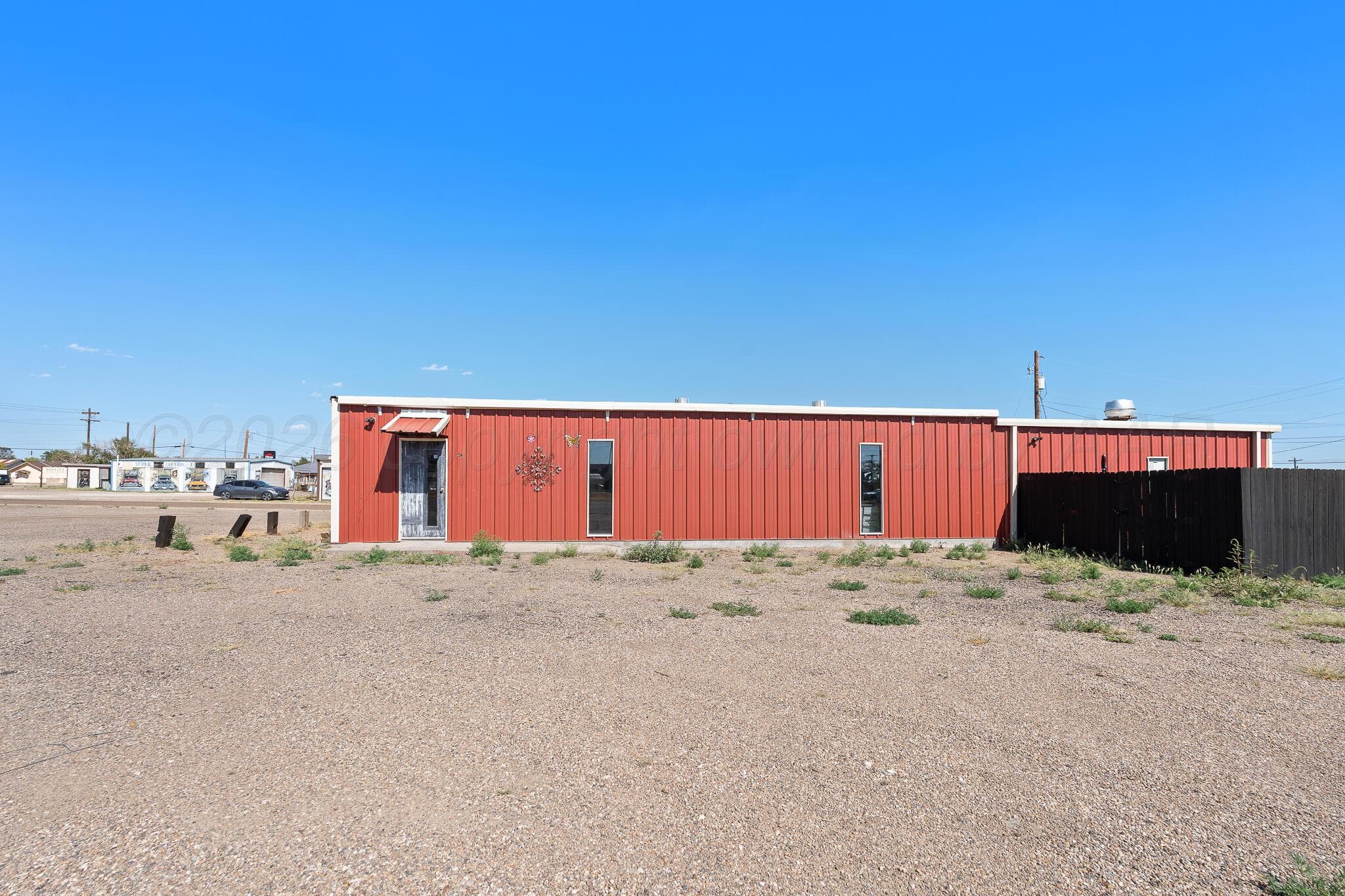 256 E Service Road, Tulia, TX 79088, photo 7