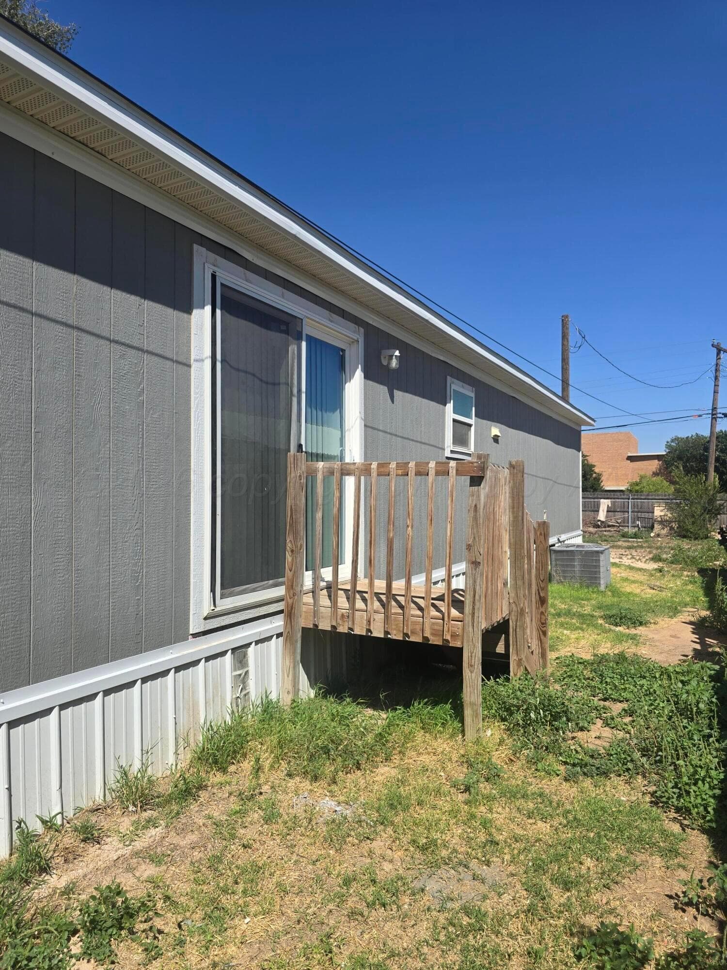 1402 N JOHNSON Street, Amarillo, TX 79107-3924, photo 3