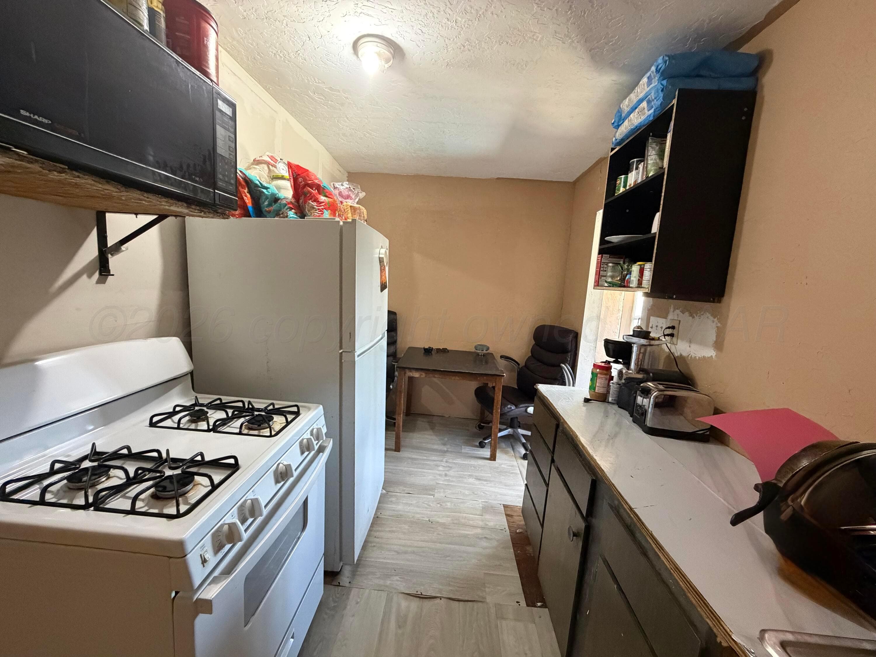 613 N HAZEL Street, Pampa, TX 79065-4844, photo 3