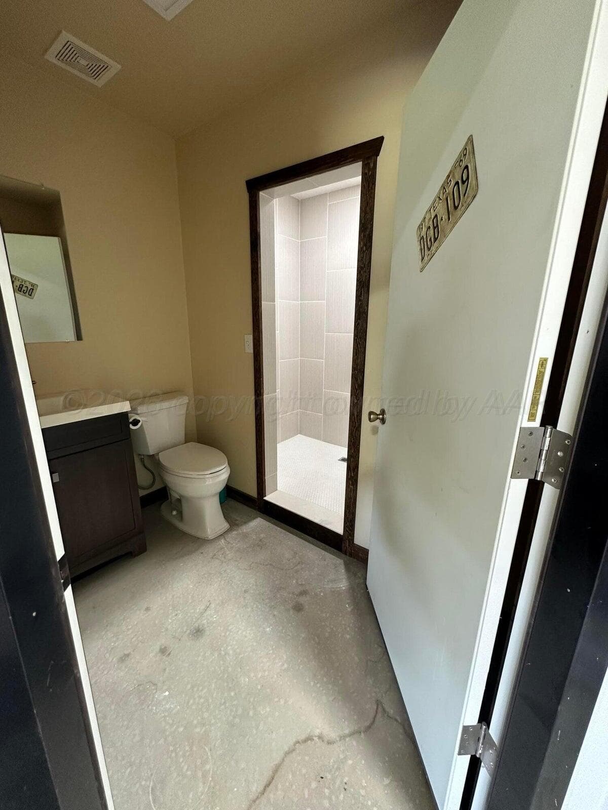 302 S Tallmadge Avenue, Happy, TX 79042, photo 8
