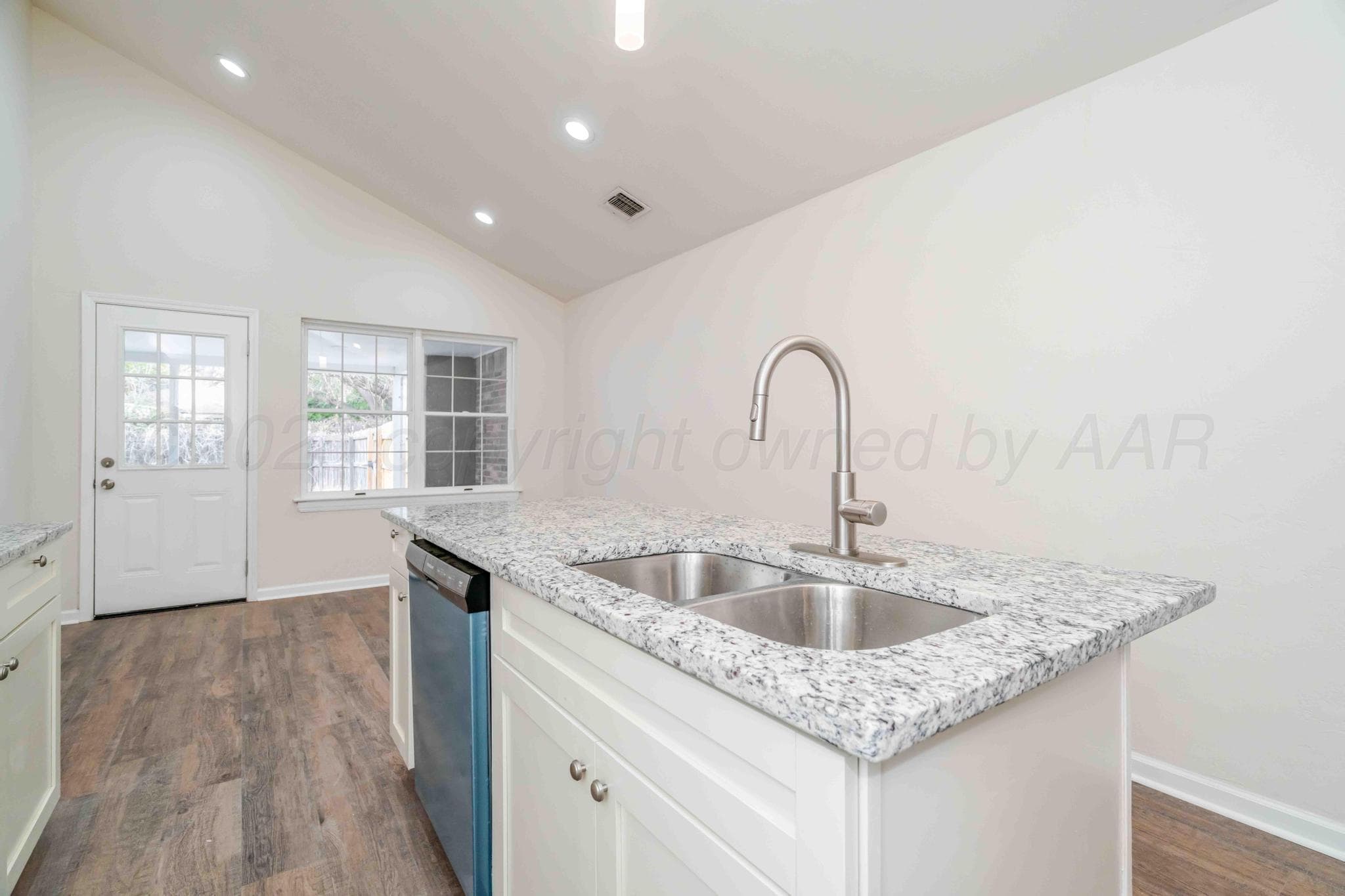 4204 ROXTON Drive, Amarillo, TX 79109-5038, photo 9