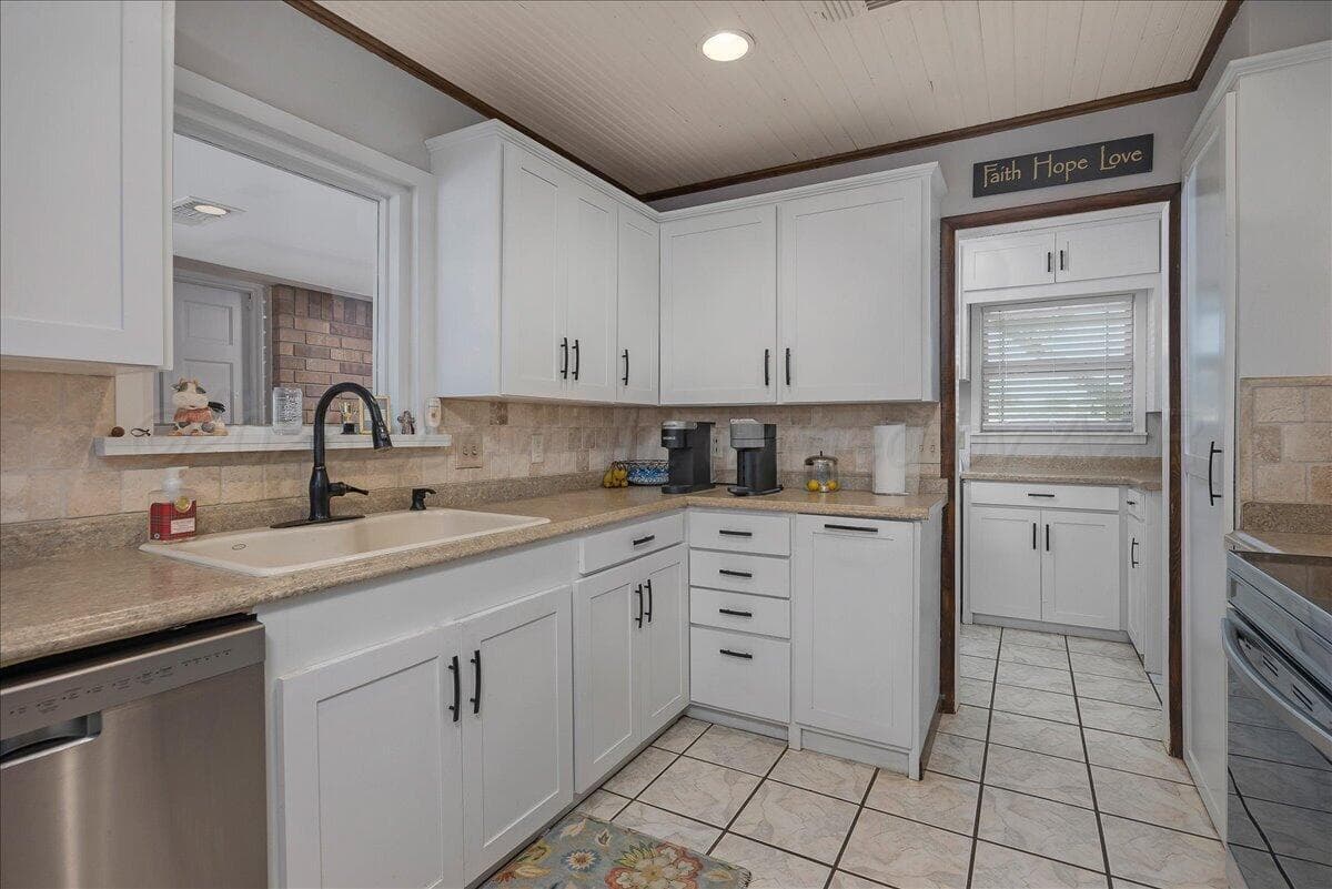 1100 BROOKHAVEN Drive, Canyon, TX 79015-5210, photo 14