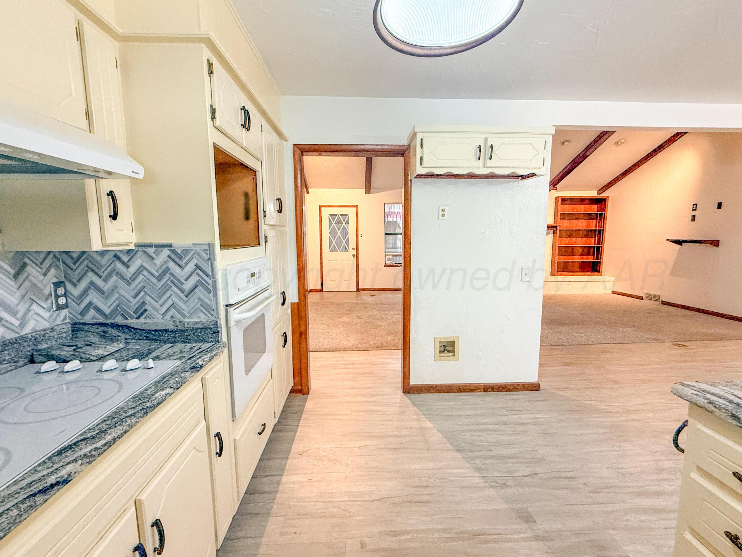 1532 N WELLS Street, Pampa, TX 79065-4141, photo 9