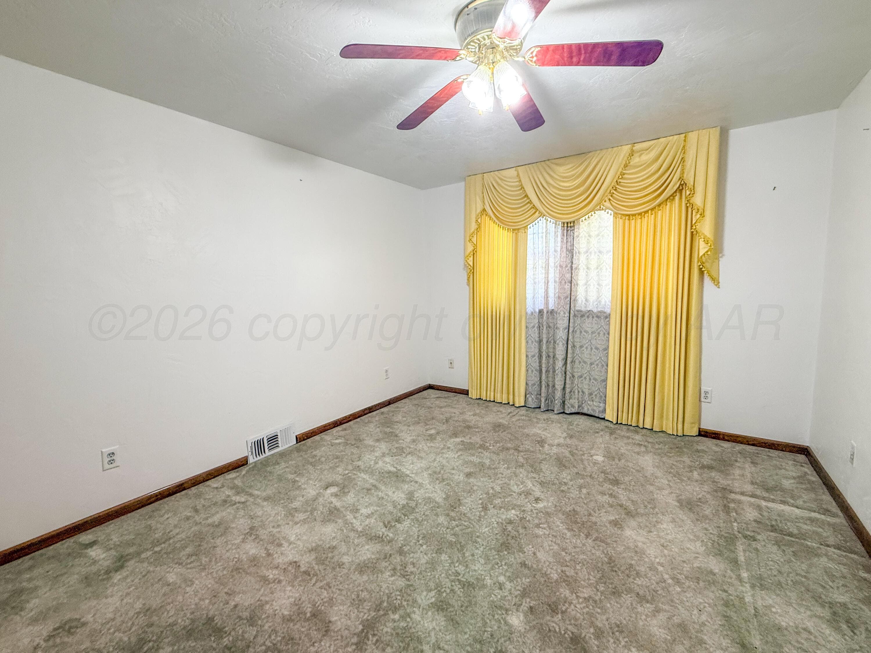 1532 N WELLS Street, Pampa, TX 79065-4141, photo 21