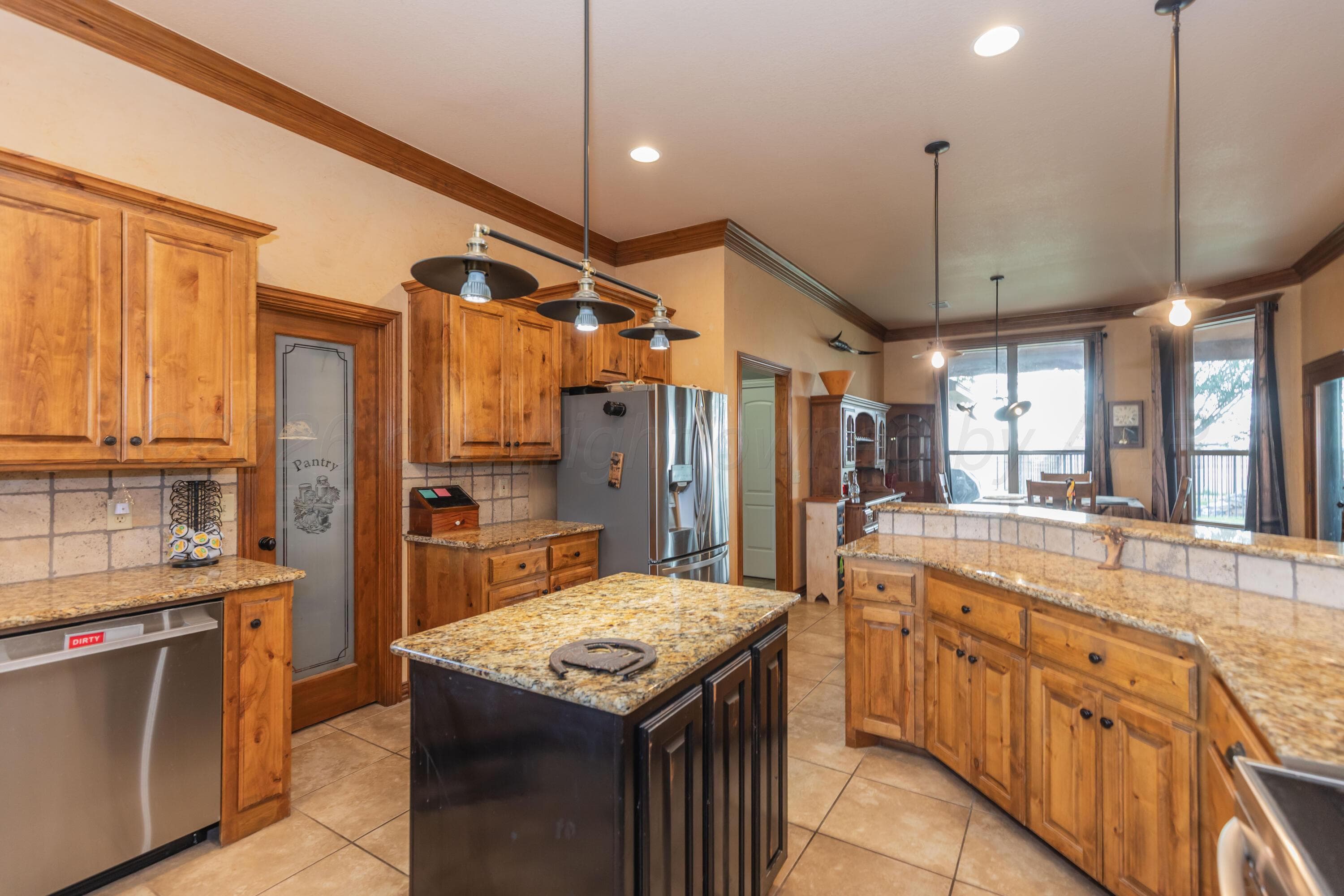 5501 BUFFALO SPRINGS Trail, Amarillo, TX 79119-6901, photo 3