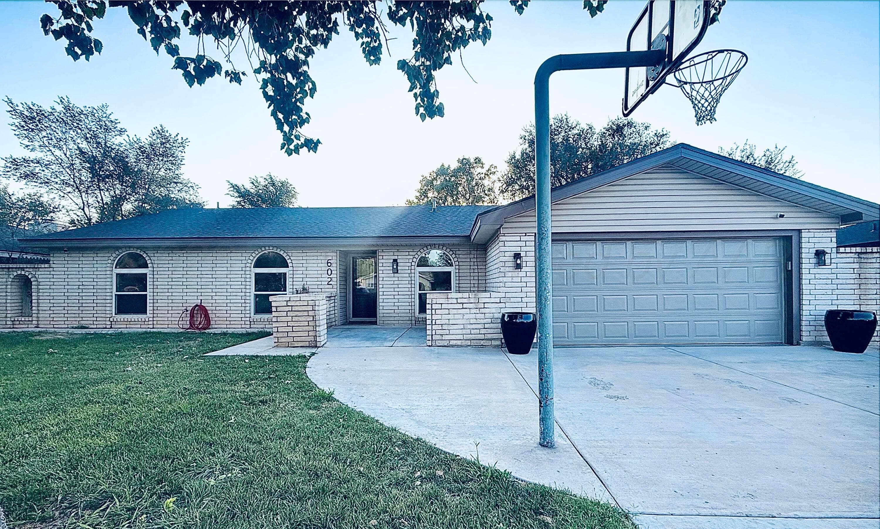 602 FORREST Drive, Dumas, TX 79029-3114