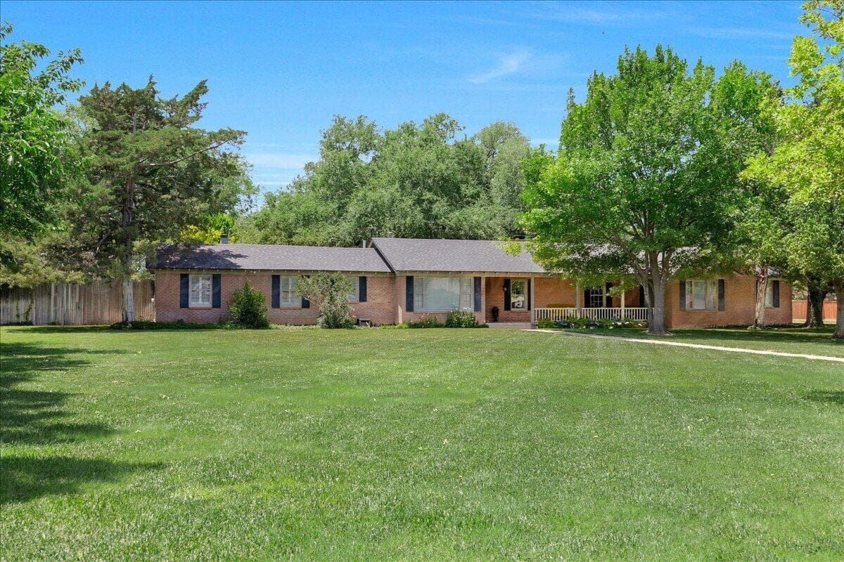 100 S AVONDALE Street, Amarillo, TX 79106-4106, photo 2