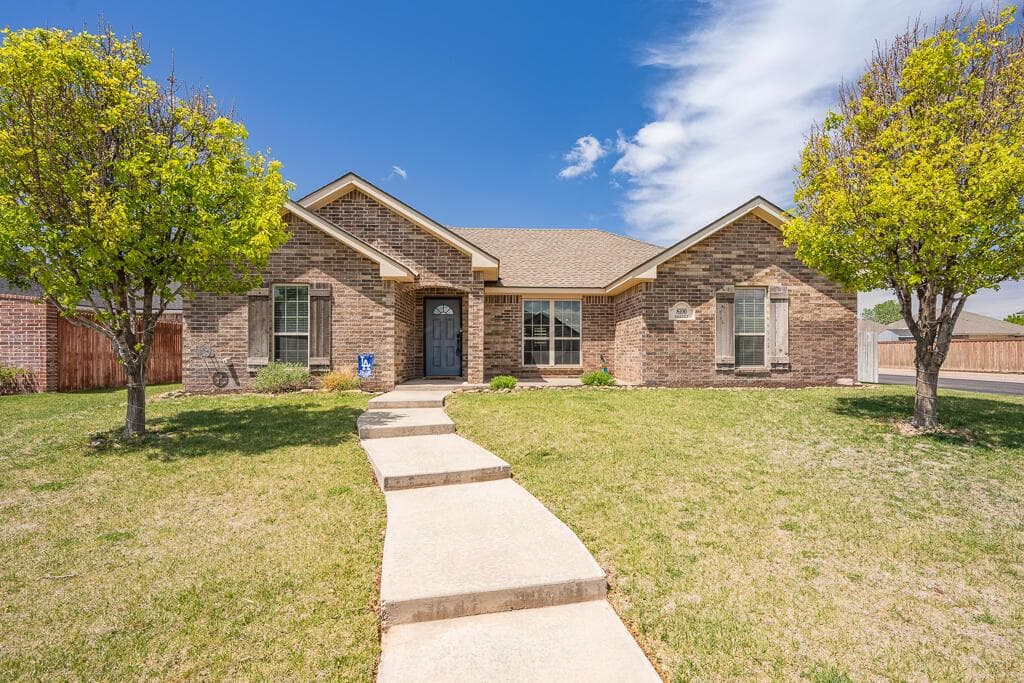 8100 KNOXVILLE Drive, Amarillo, TX 79118-7107