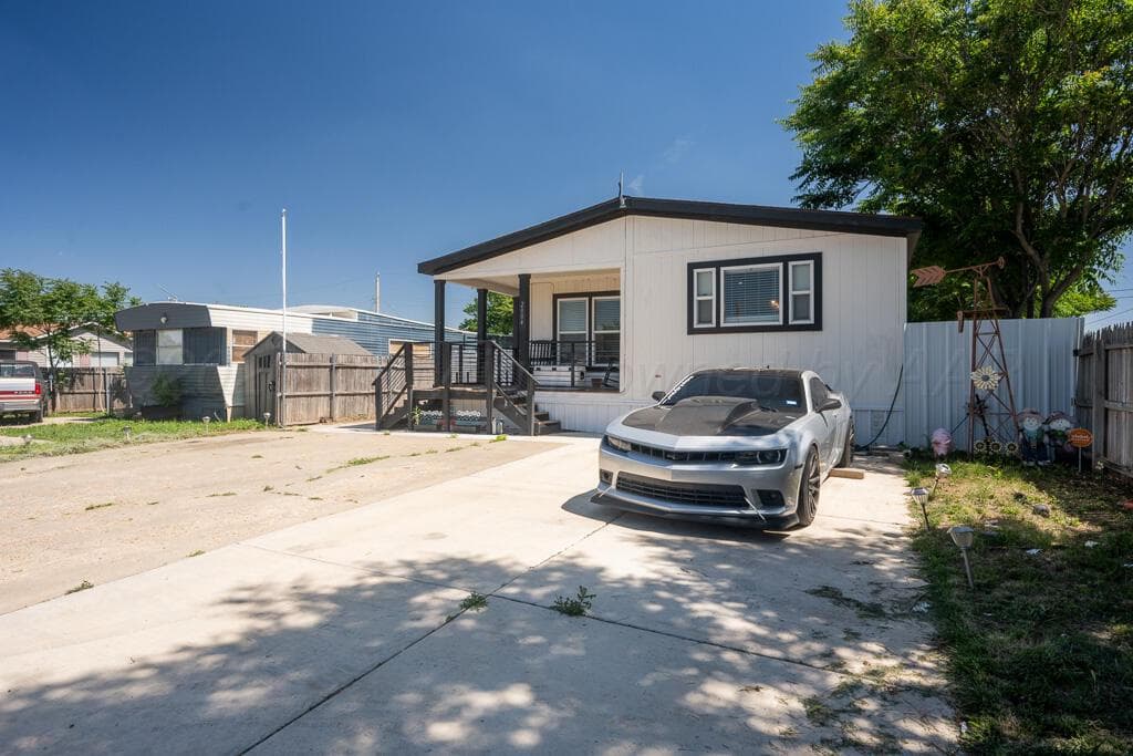 2004 PHEASANT Lane, Amarillo, TX 79118-8515, photo 4