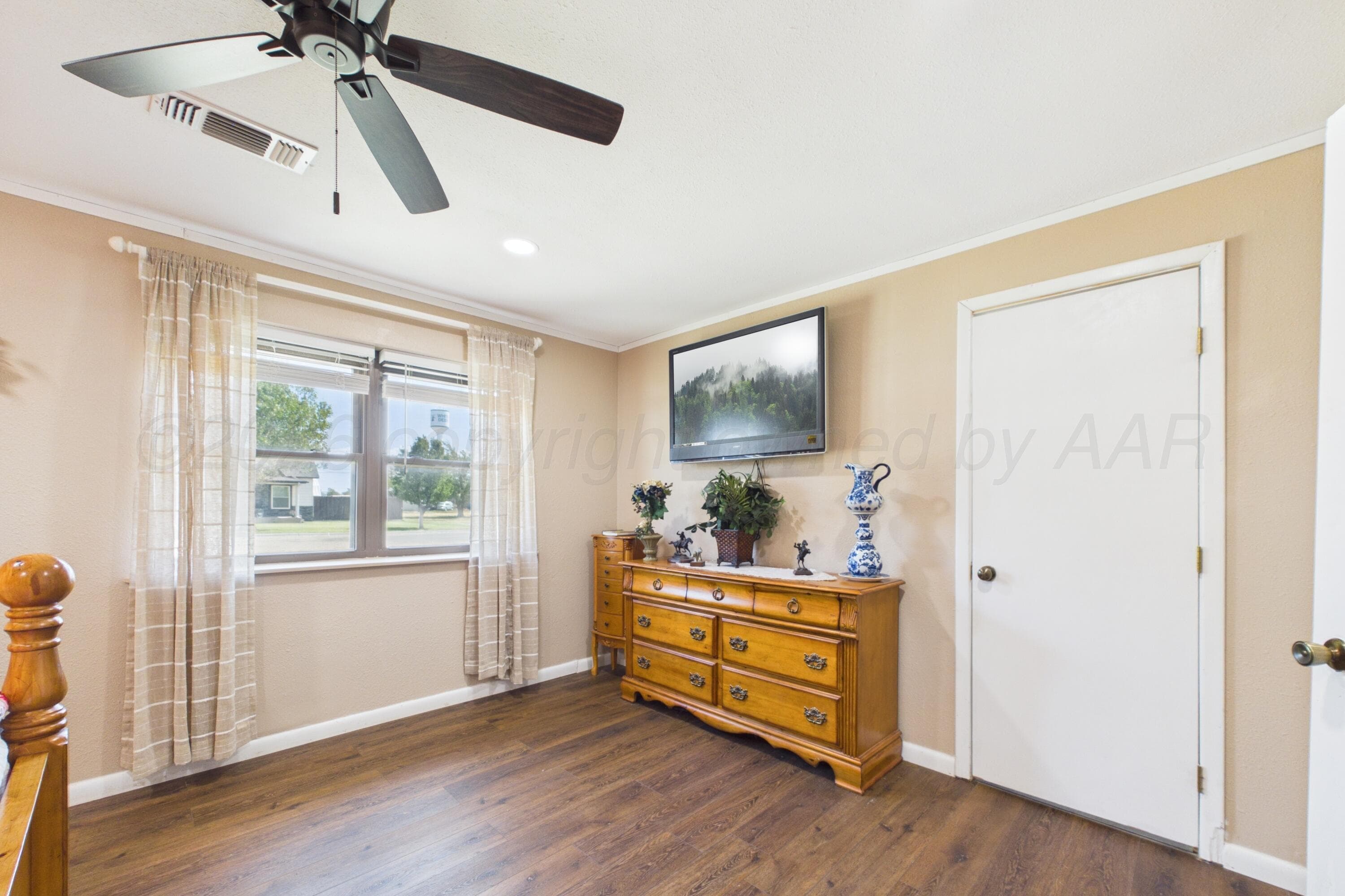 700 S WARREN Street, White Deer, TX 79097, photo 17