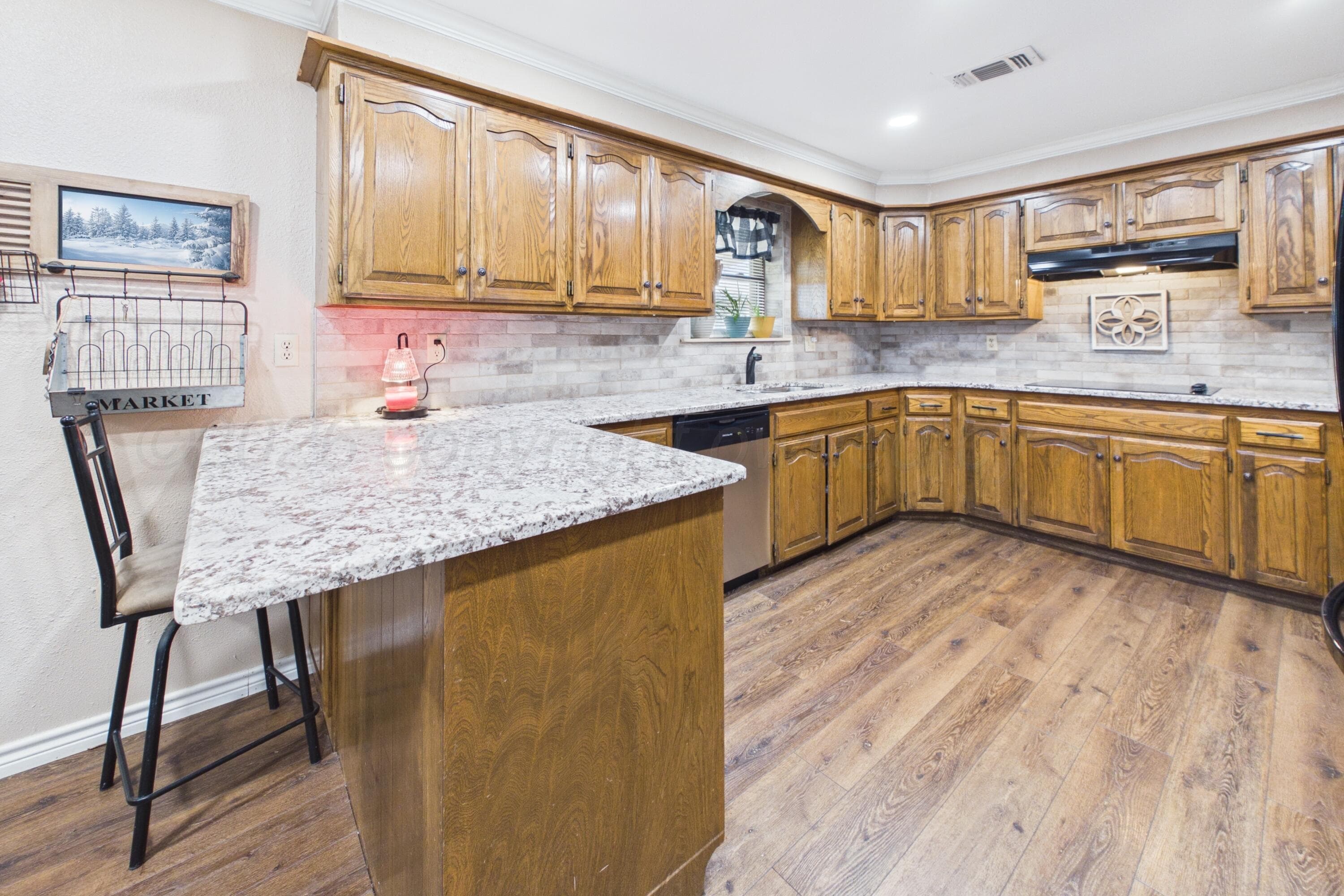 700 S WARREN Street, White Deer, TX 79097, photo 10