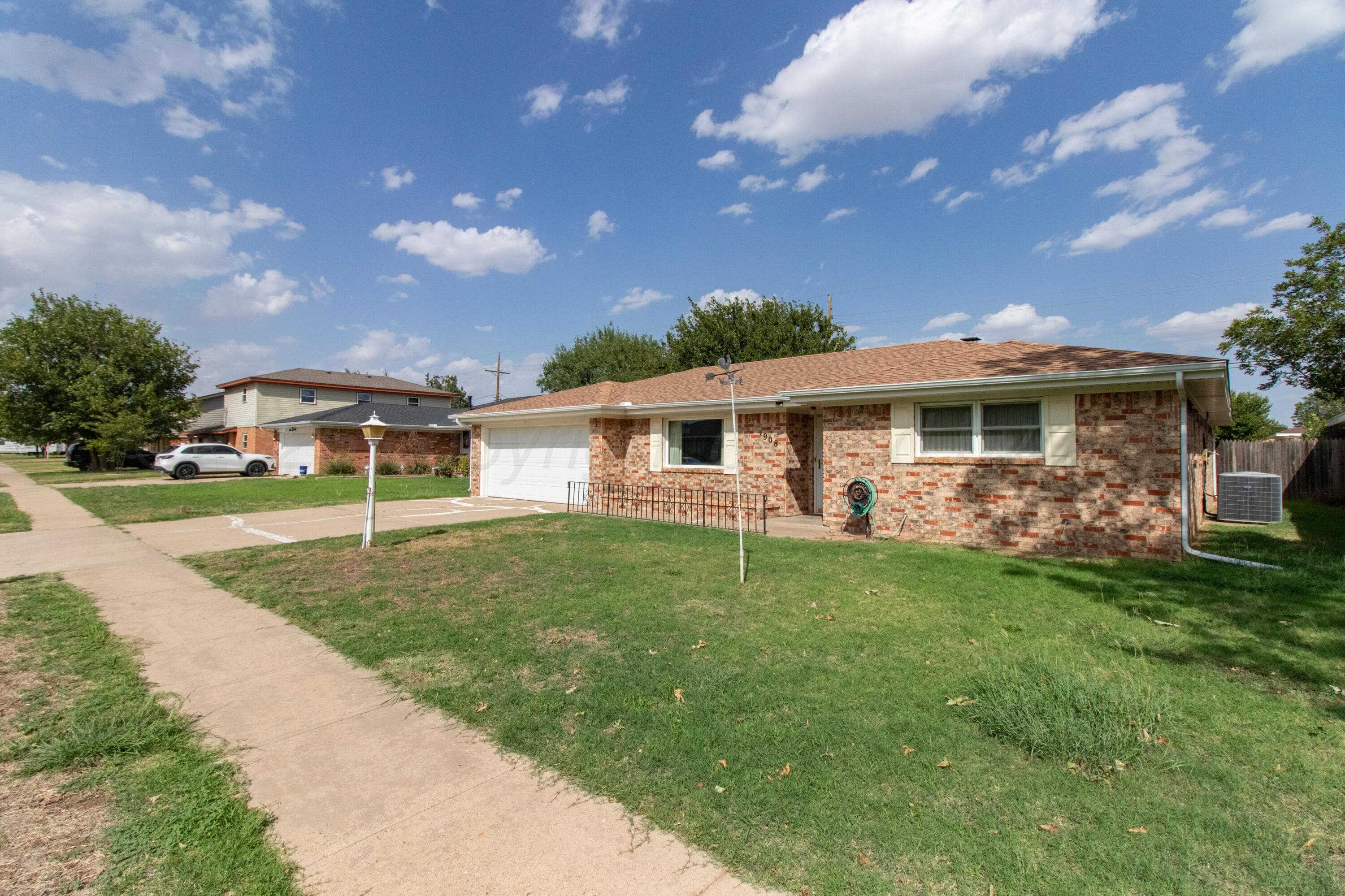 1908 Lynn Street, Pampa, TX 79065-3234, photo 2