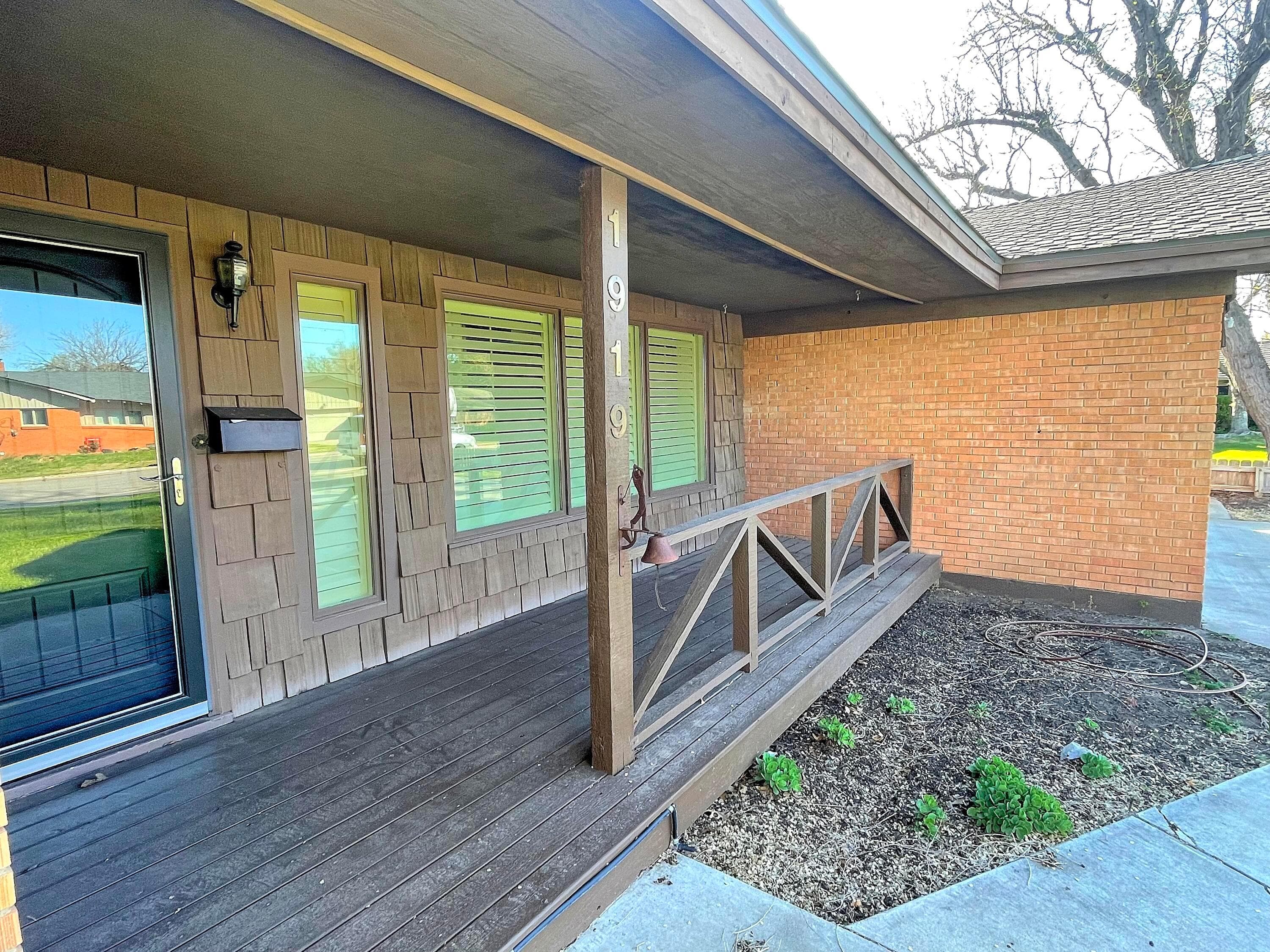 1919 Eton Drive, Perryton, TX 79070, photo 2