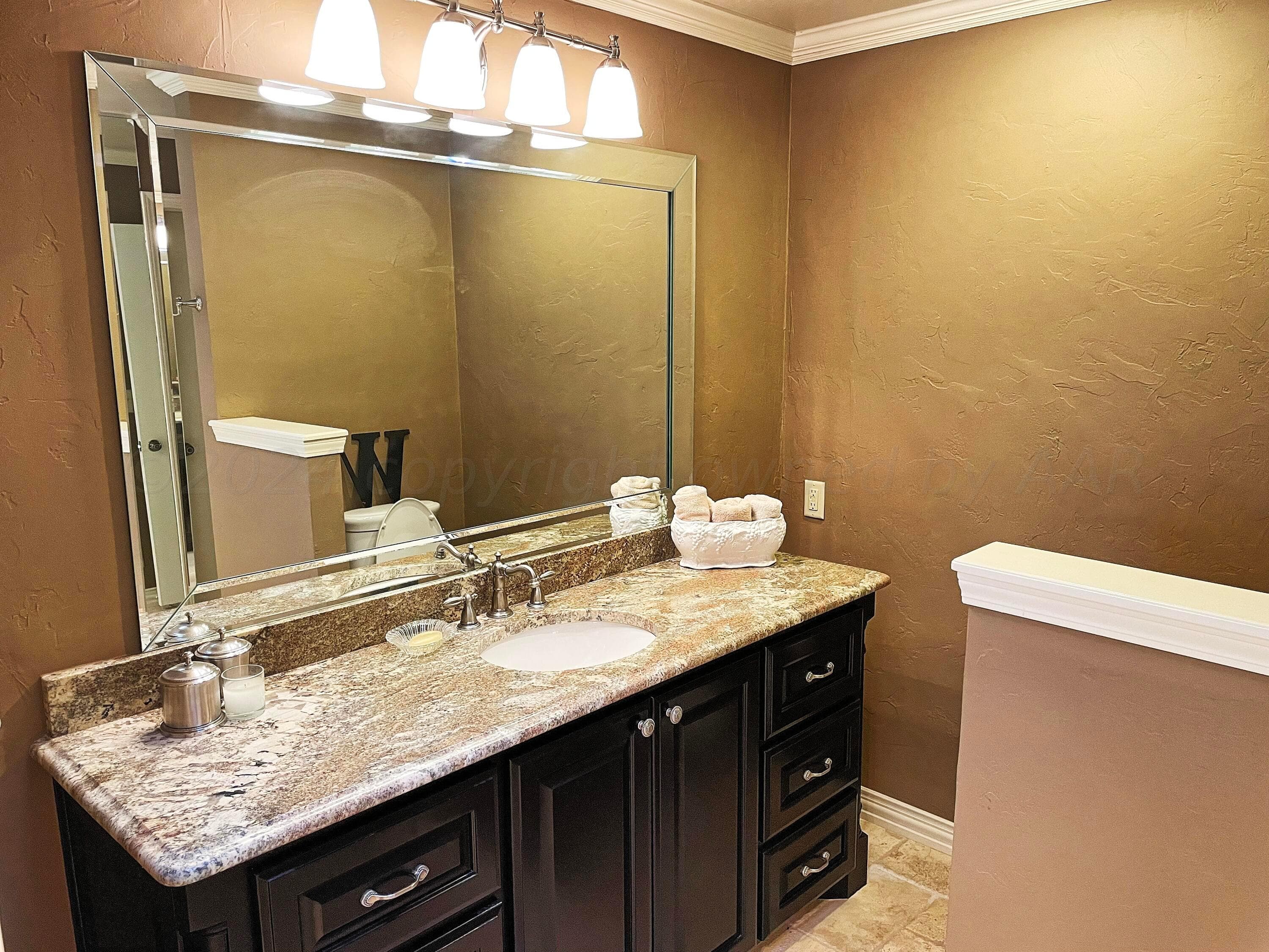 1919 Eton Drive, Perryton, TX 79070, photo 18
