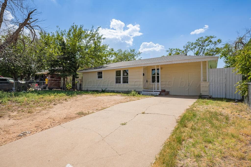 2029 OAK Drive, Amarillo, TX 79107-3819, photo 2