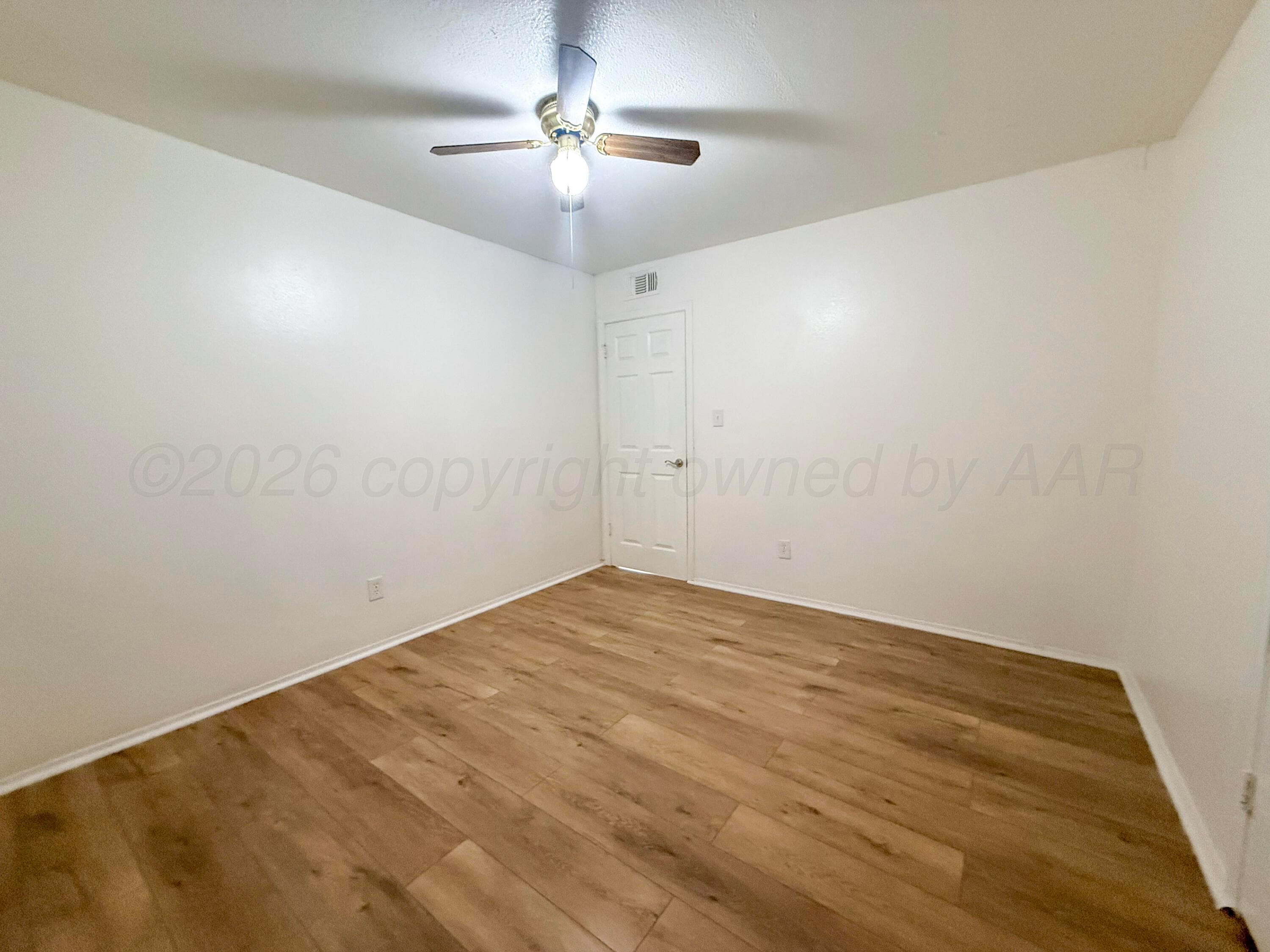 1439 N DOGWOOD Lane, Pampa, TX 79065-4514, photo 13