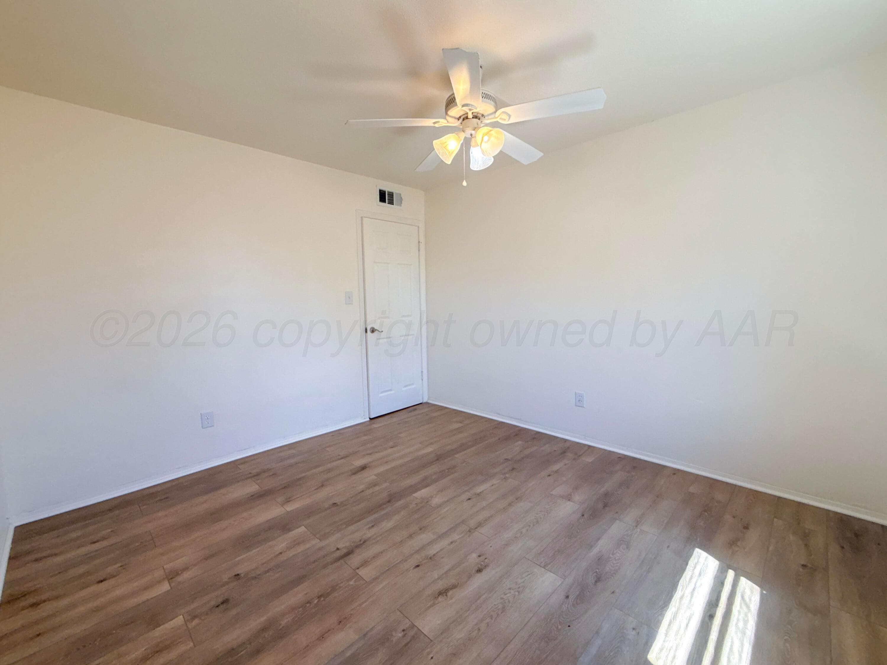 1439 N DOGWOOD Lane, Pampa, TX 79065-4514, photo 14