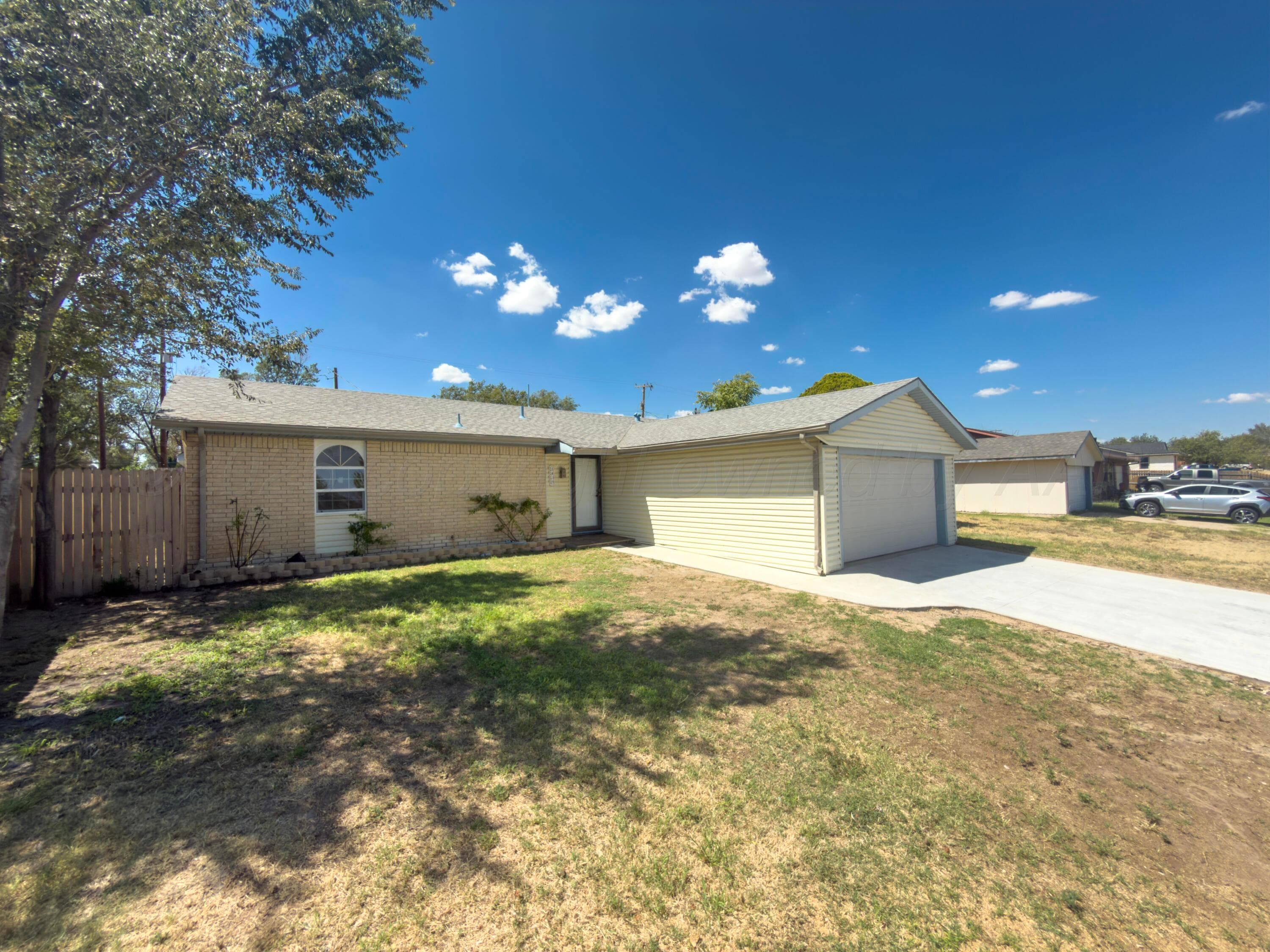 1439 N DOGWOOD Lane, Pampa, TX 79065-4514, photo 2