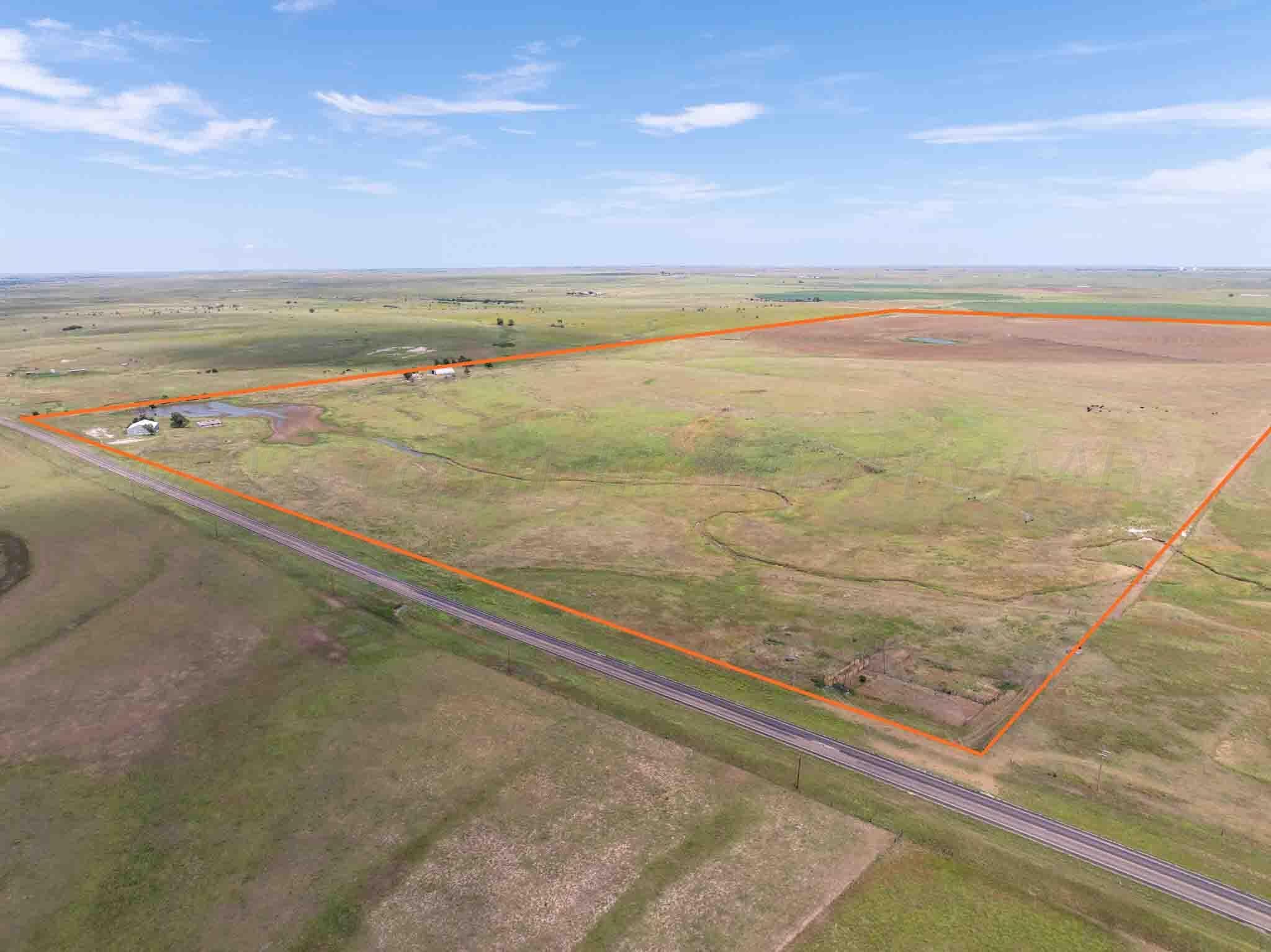Bourquin Cattle 317 Ac, Follett, TX 79034