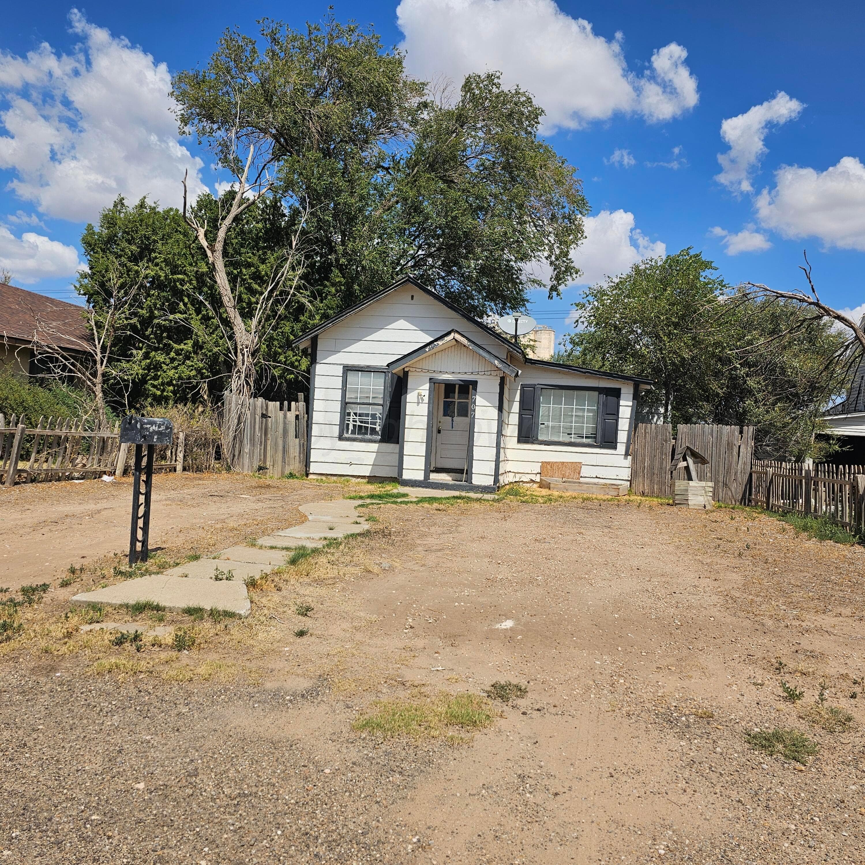 707 4TH Avenue, Canyon, TX 79015-3603