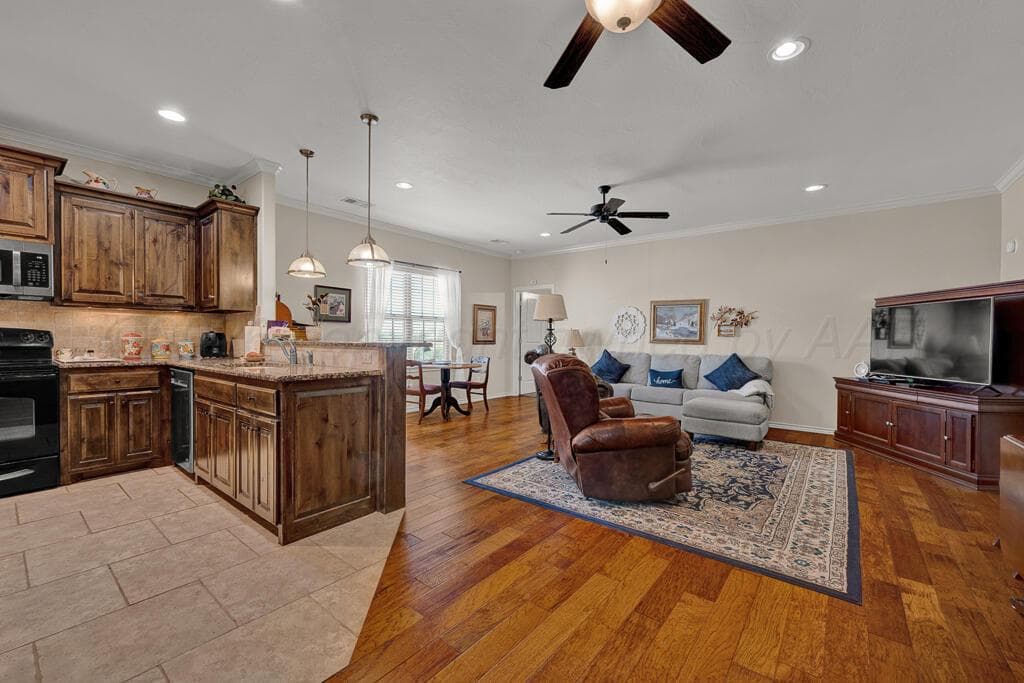1018 ROSENDA Lane, Amarillo, TX 79124-1168, photo 9